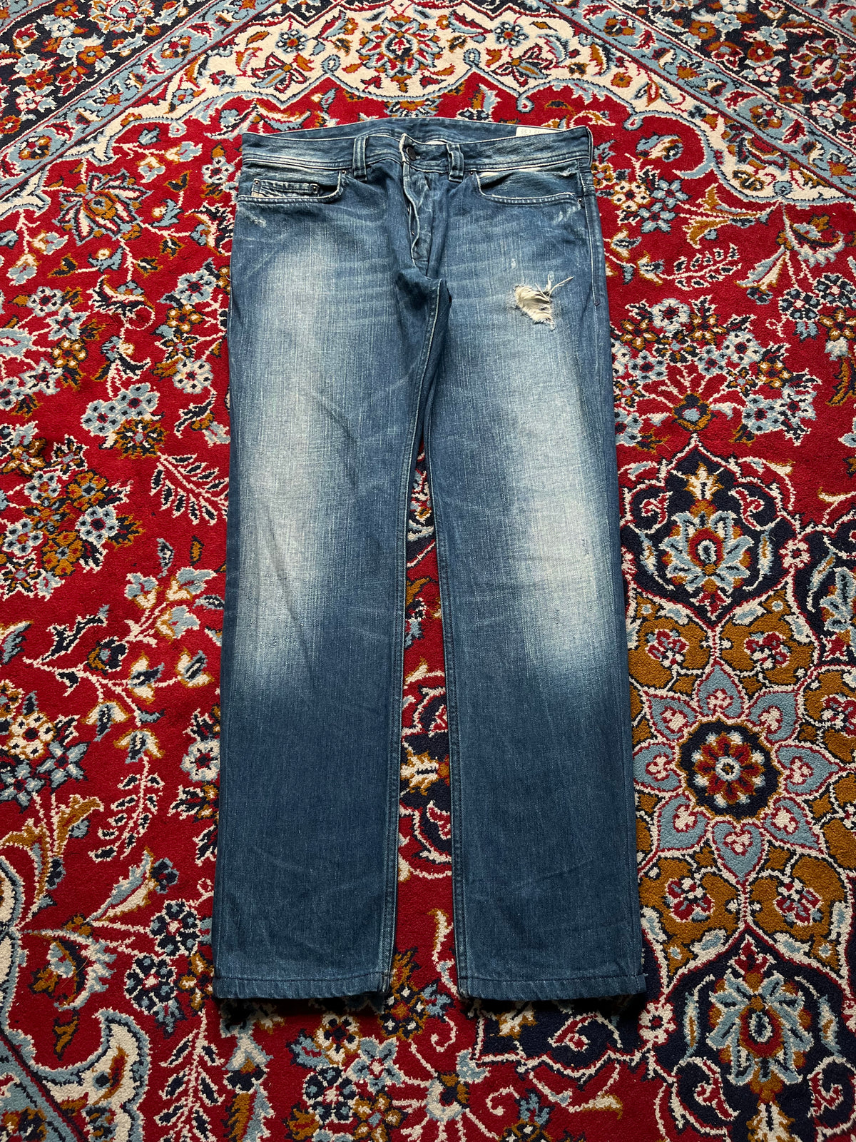 Diesel Safado Slim Straight Fit Distressed Washed JEANS - 34