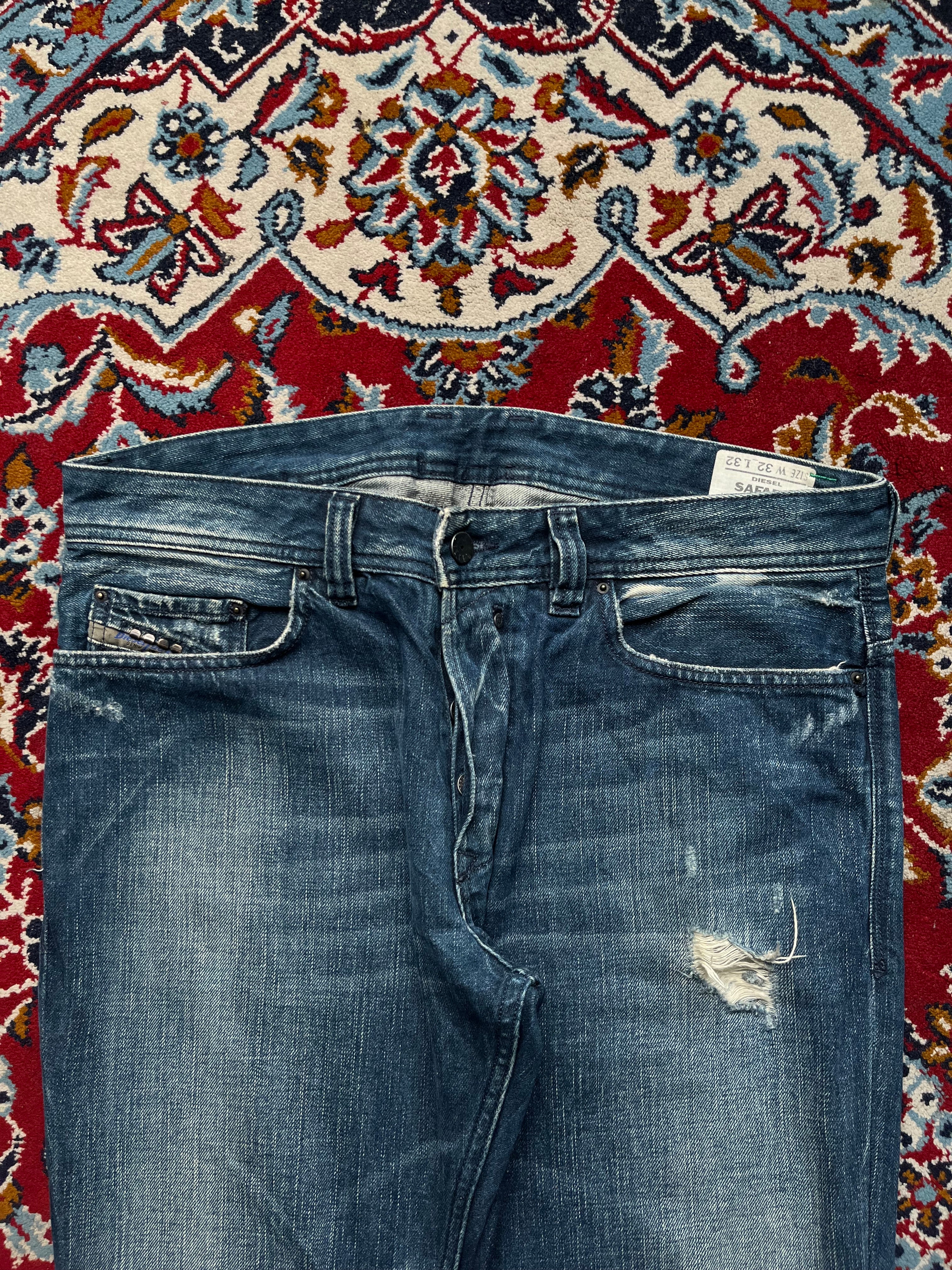Diesel Safado Slim Straight Fit Distressed Washed JEANS - 34