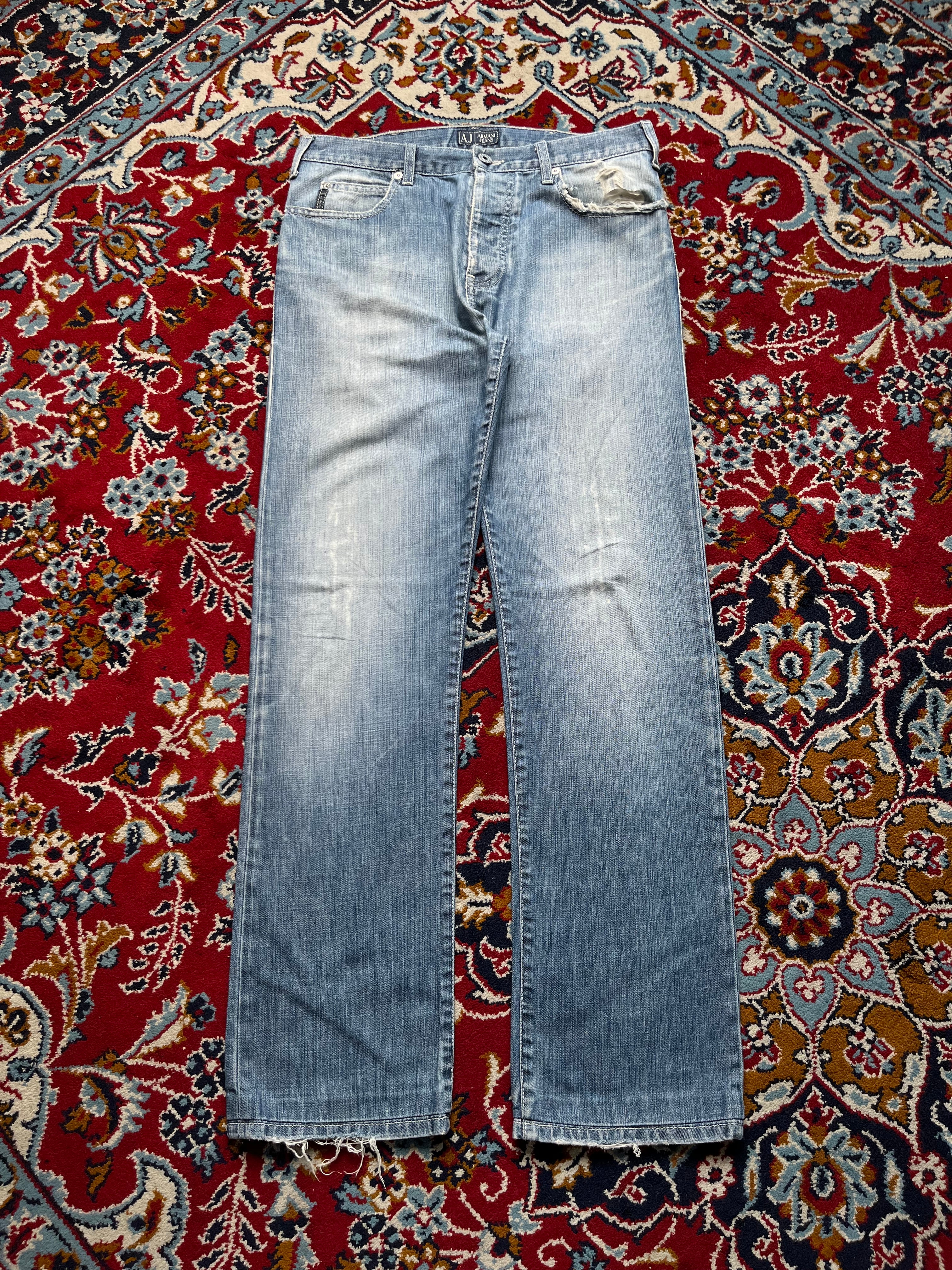 Vintage Armani Jeans Indigo 008 Series Light Washed Straight Fit Jeans - 32