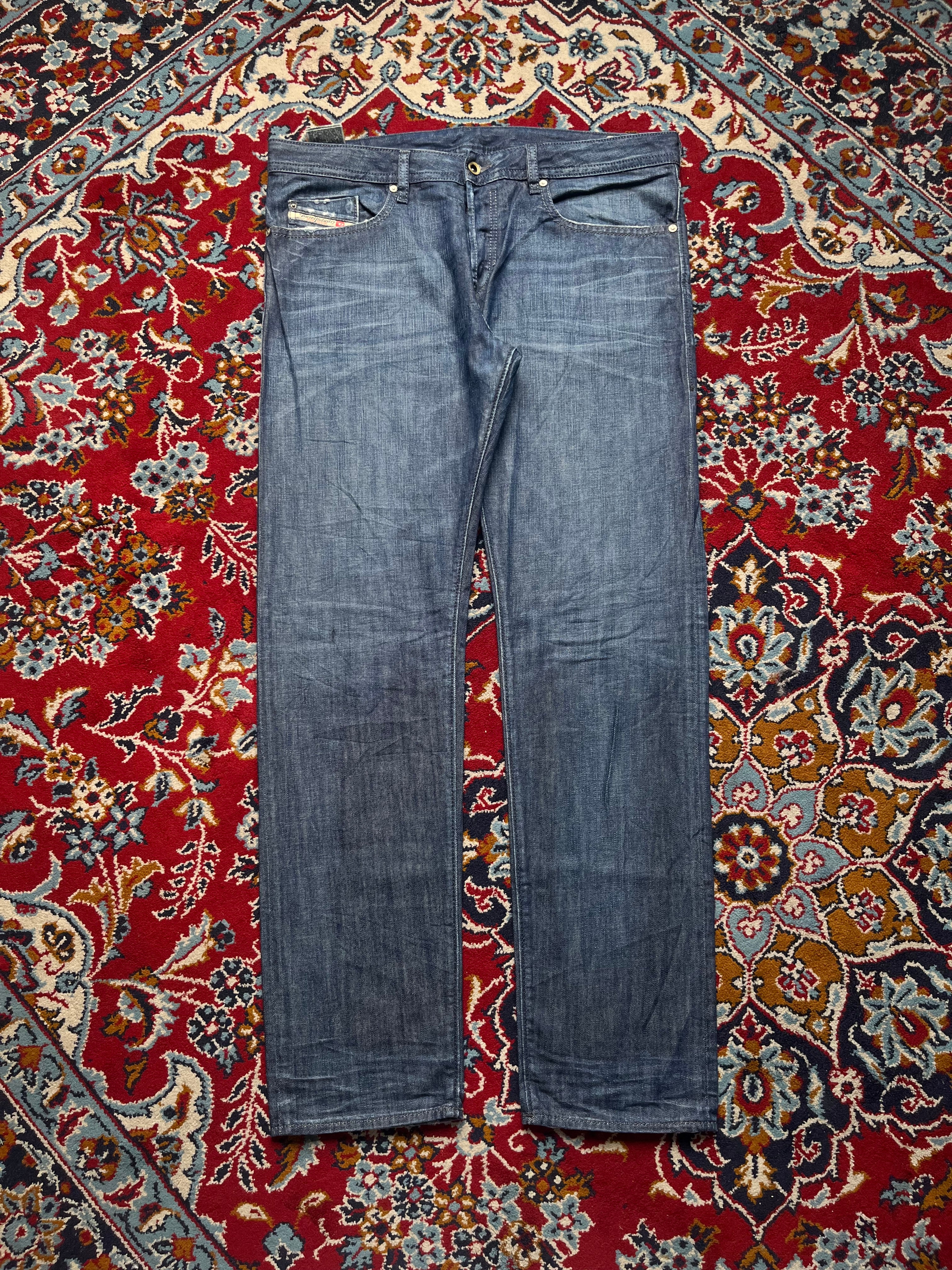 Diesel Buster Regular Fit Tapered Blue Washed JEANS - 38