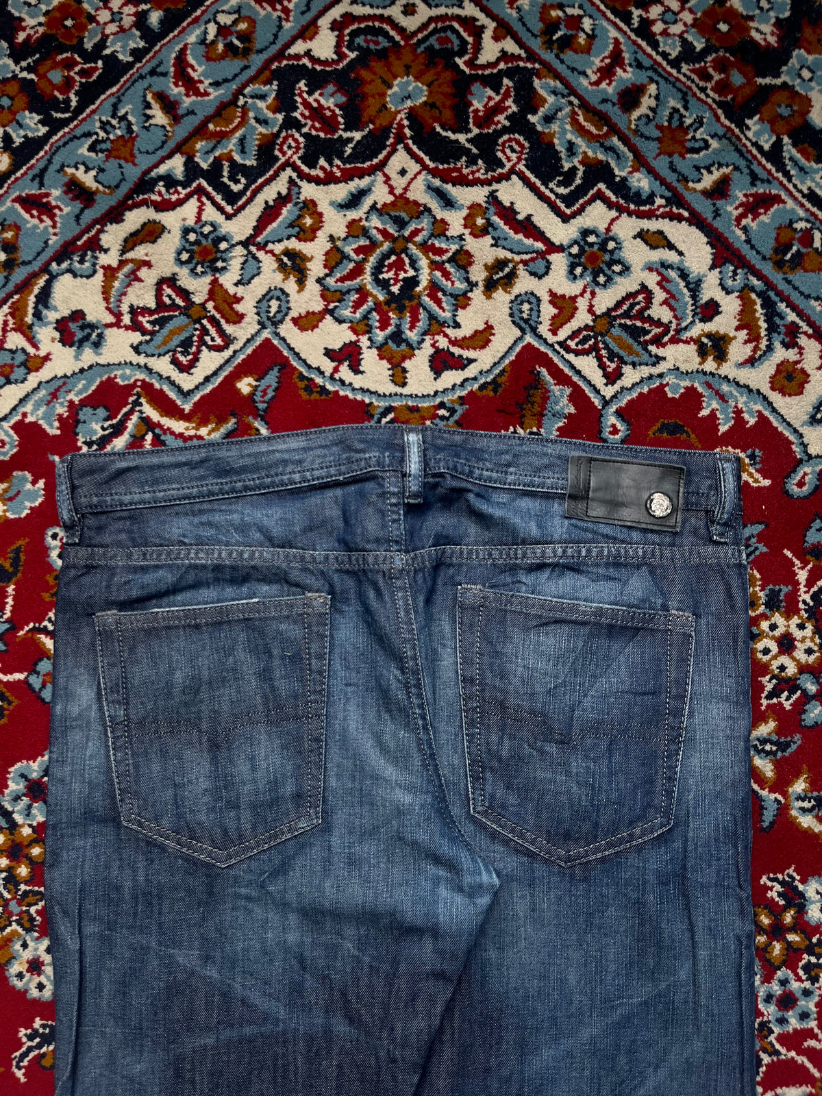 Diesel Buster Regular Fit Tapered Blue Washed JEANS - 38