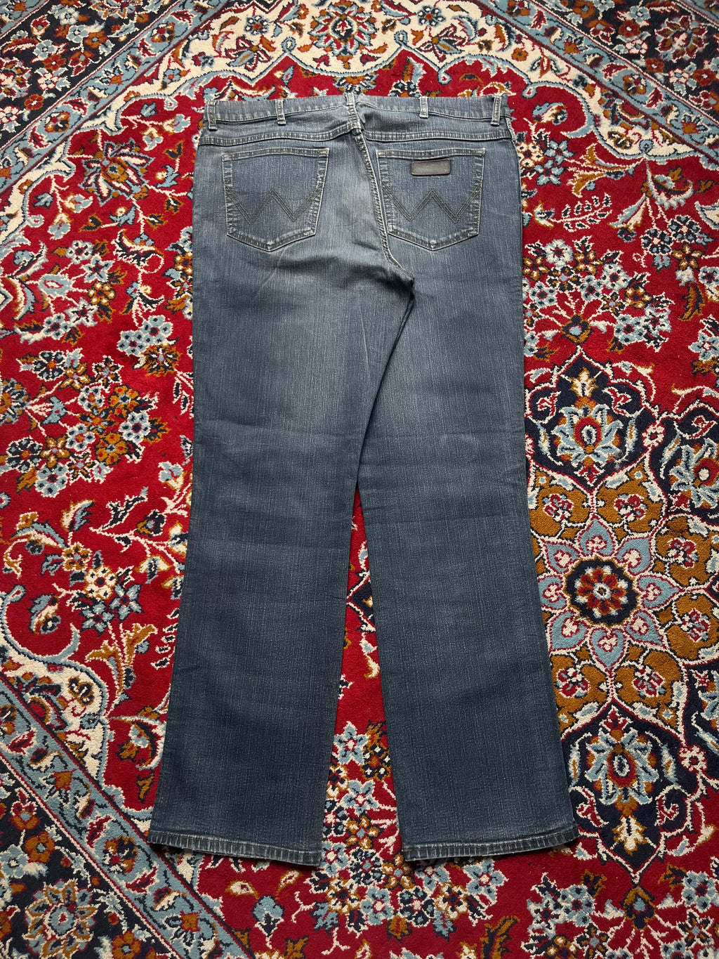 Wrangler Dark Washed Straight Fit JEANS - 38