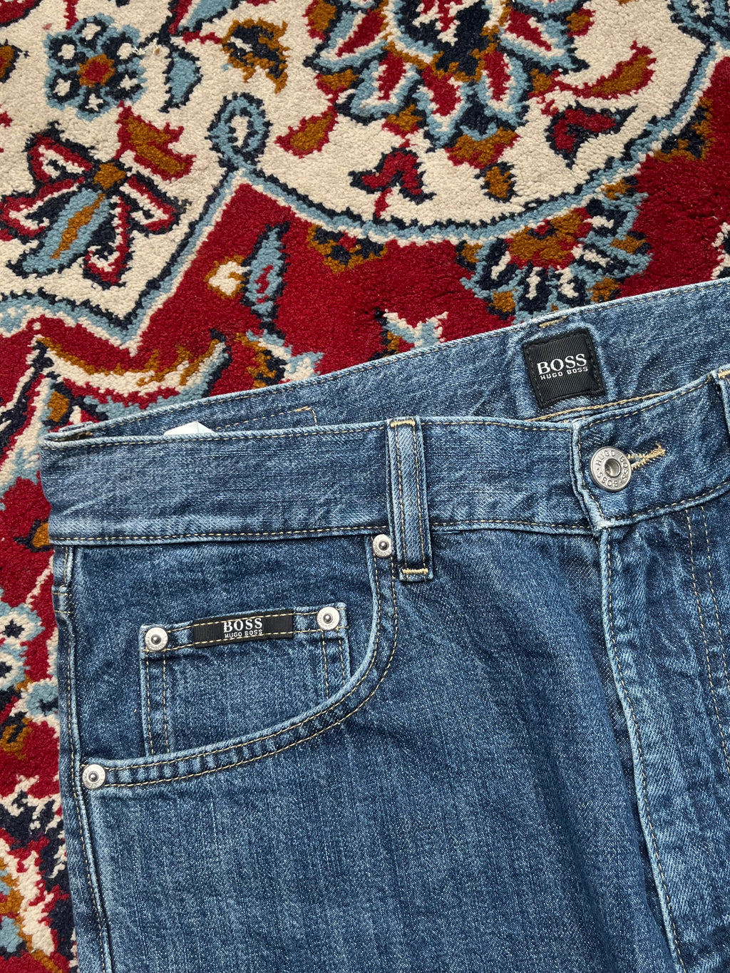 Vintage Hugo Boss Arkansas Straight Fit Medium Washed Jeans - 30