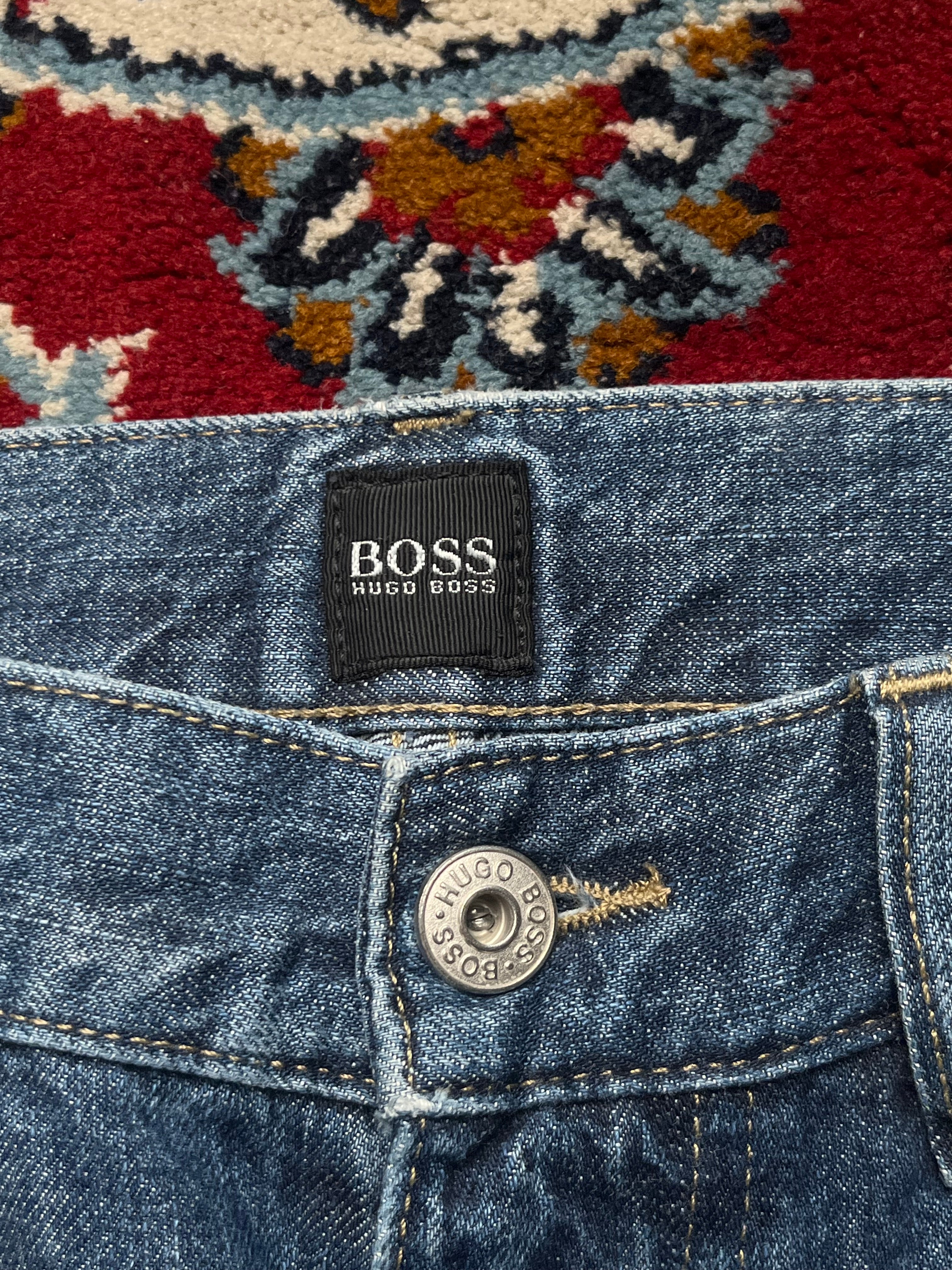 Vintage Hugo Boss Arkansas Straight Fit Medium Washed Jeans - 30