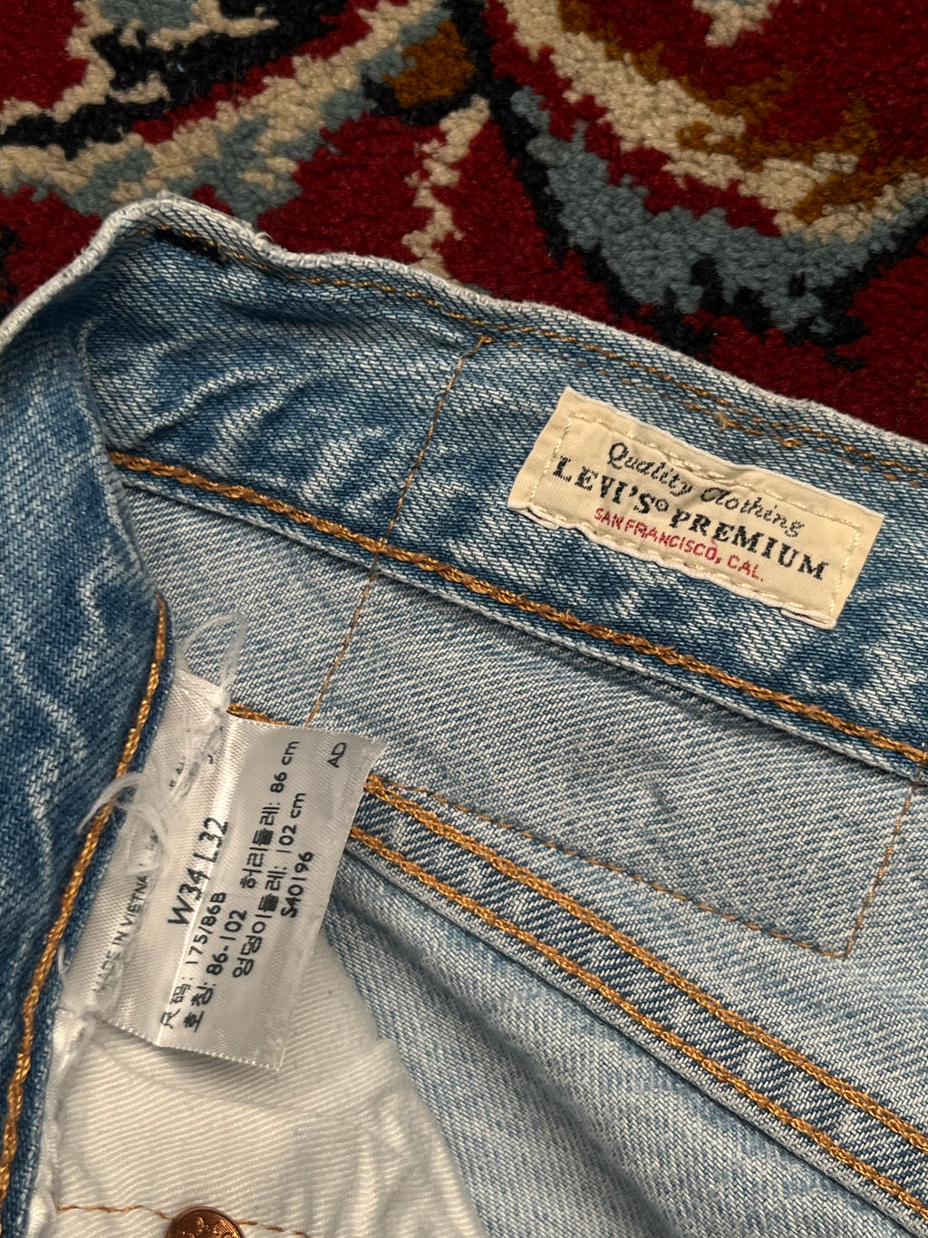 Levi's Premium 501 Original Fit Light Washed Straight Fit Jeans - 34