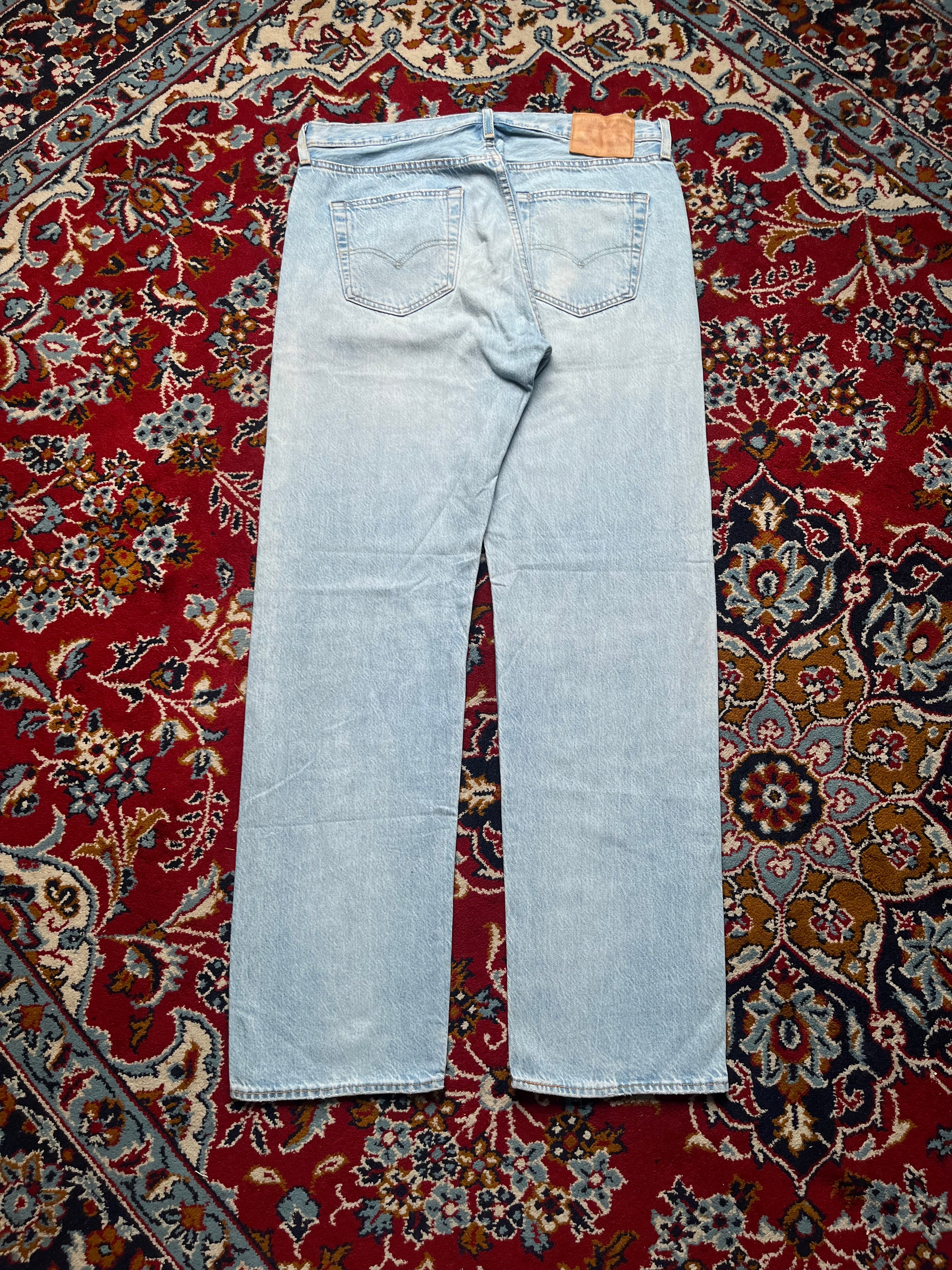 Levi's Premium 501 Original Fit Light Washed Straight Fit Jeans - 34