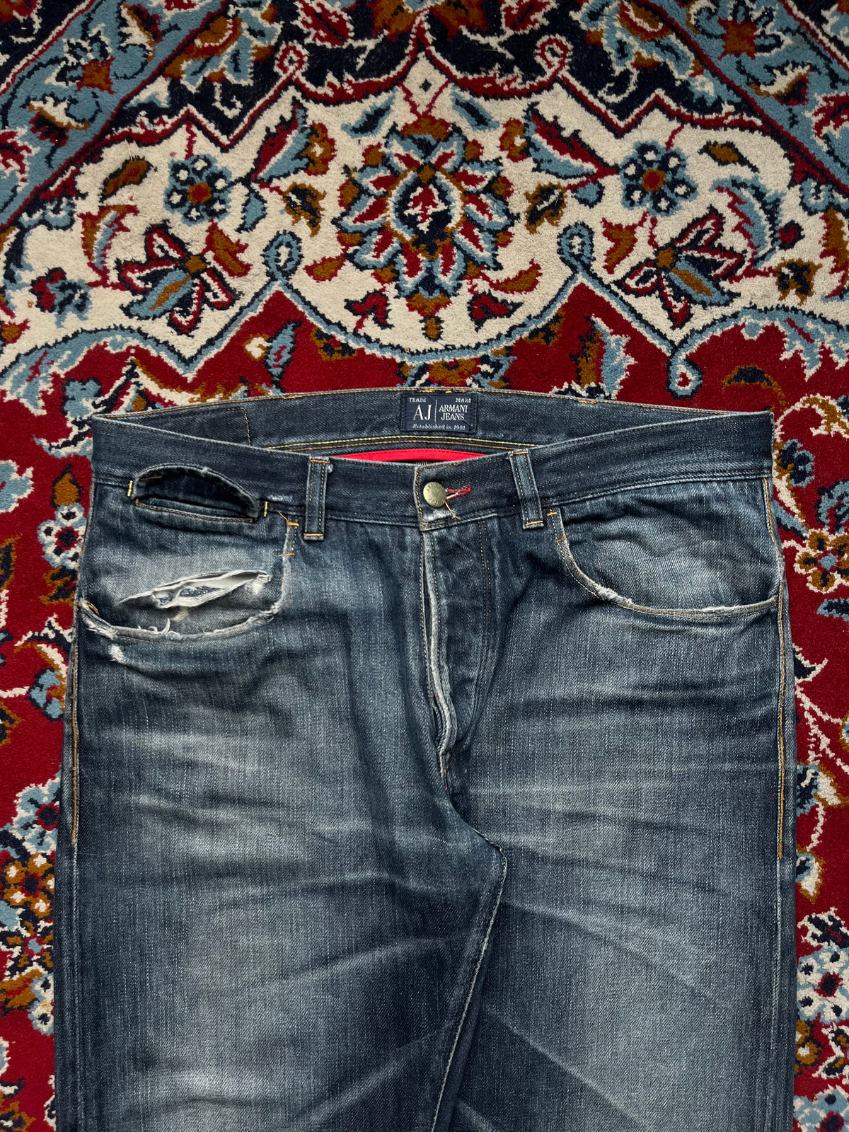 Vintage Armani Jeans J03 Comfort Fit Distressed Faded Dark Washed Jeans - 32