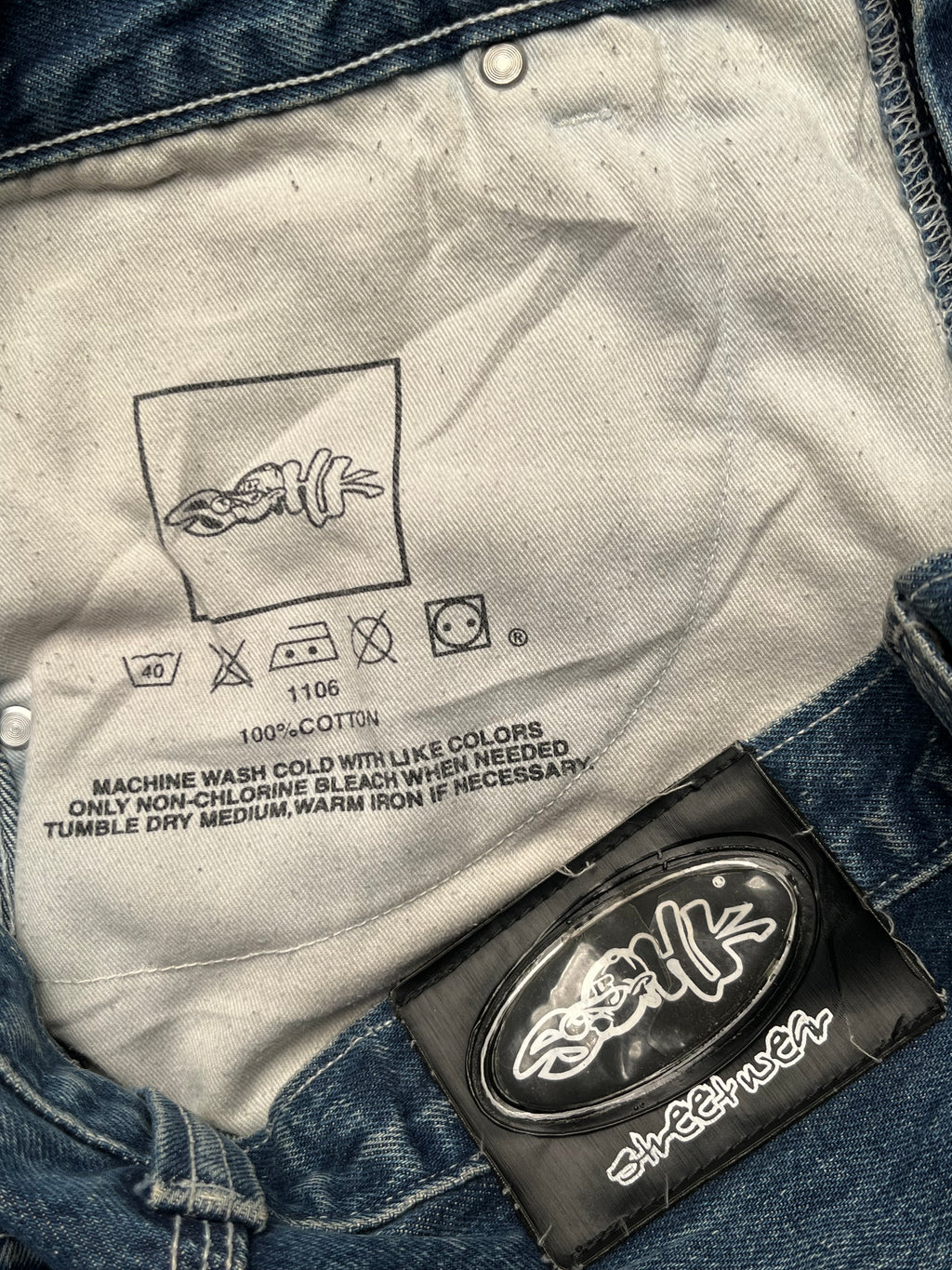 SOHK School of Hard Knocks Vintage Embroidered Baggy JEANS - 34