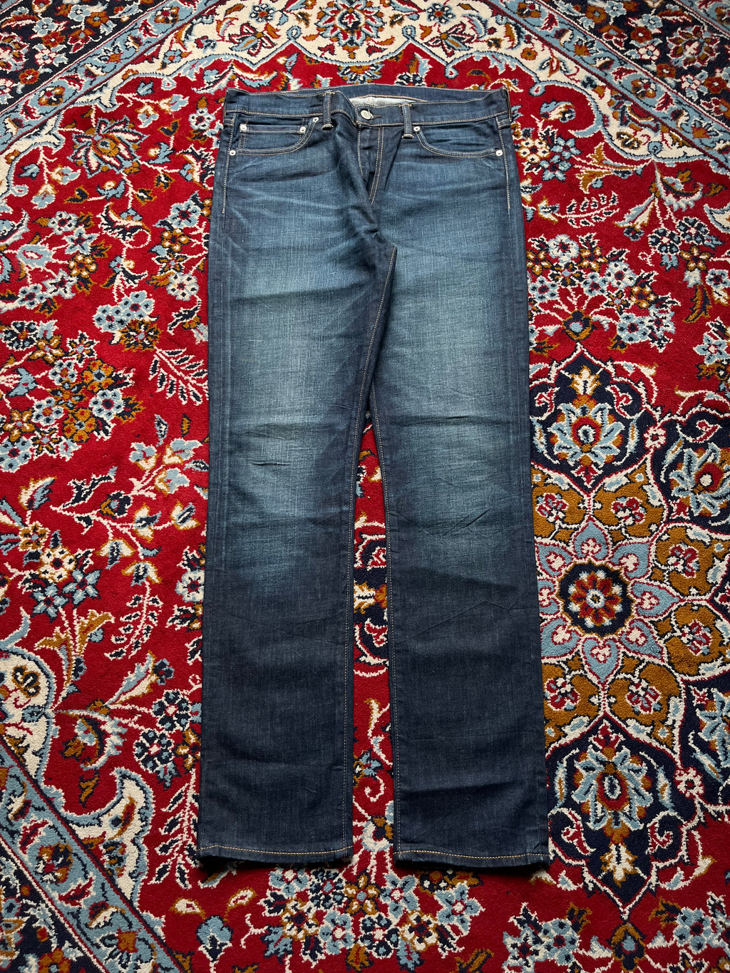 LEVI'S 510 Skinny Fit Dark Washed JEANS - 34