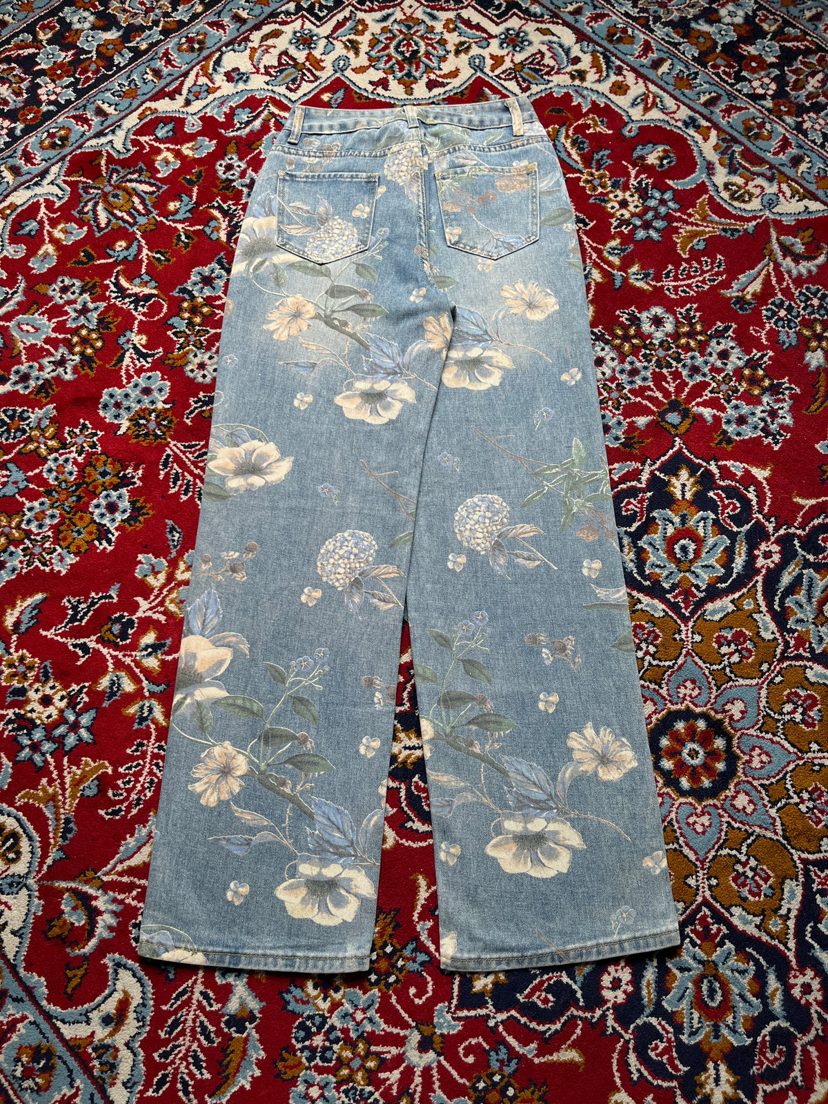 Floral Print Light Washed High Waist Wide Fit JEANS - 24