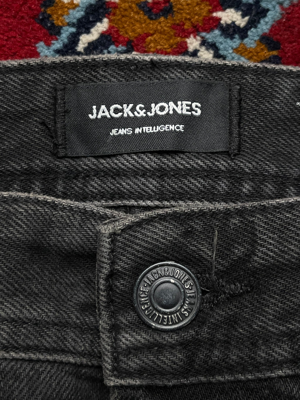 JACK & JONES Intelligence Chris Relaxed Fit JEANS - 32
