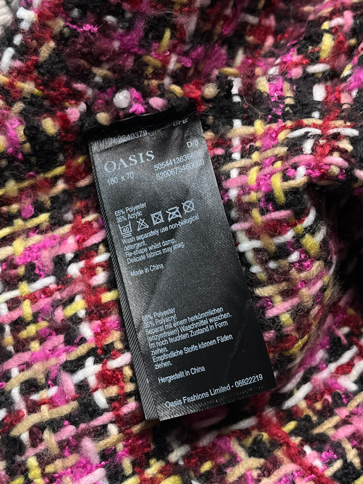 OASIS Boucle Tweed Woven Fringe Scarf