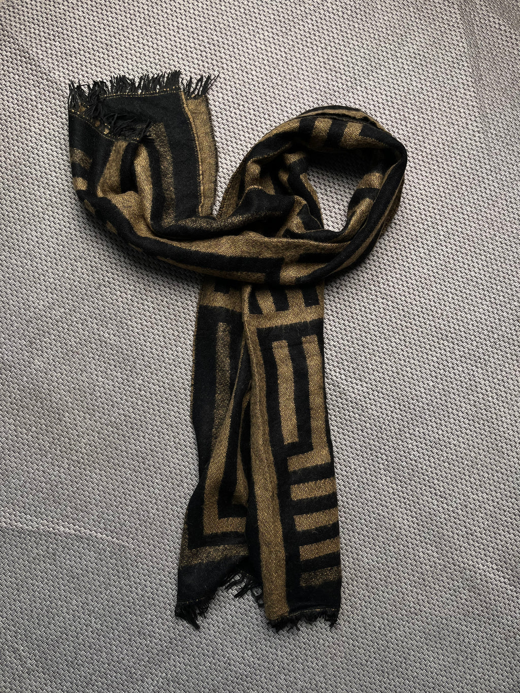 RIVER ISLAND Geometric Greek Key Aztec Pattern Scarf