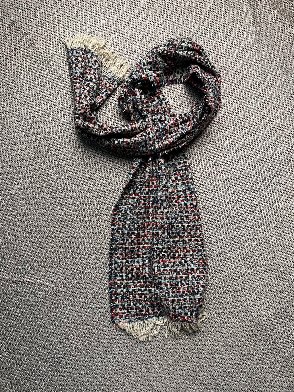 Wool Blend Tweed Boucle Plaid Scarf