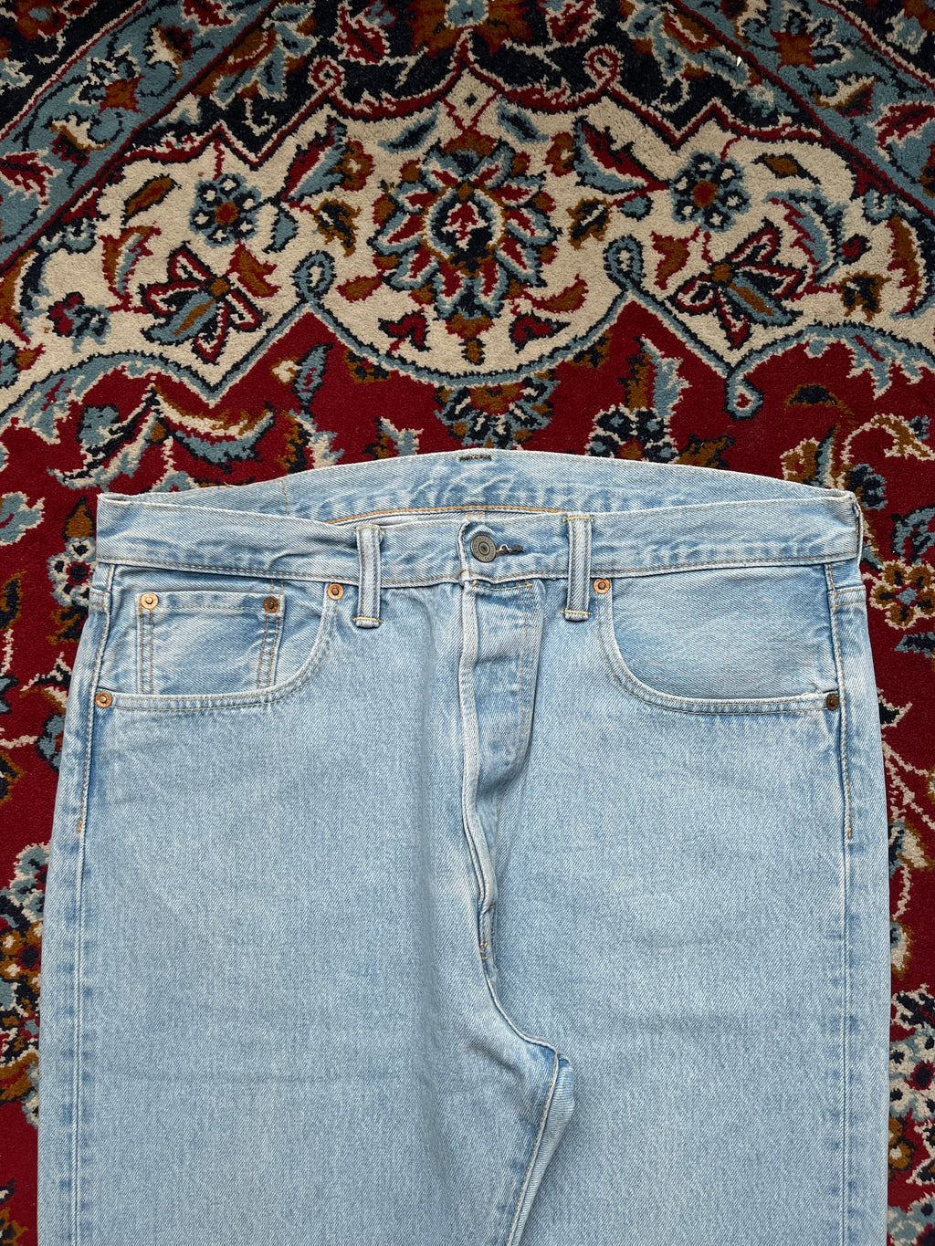 LEVI'S 501 Custom Tapered Fit Light Washed JEANS - 34
