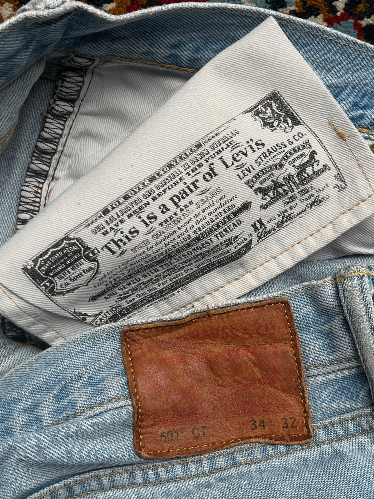 LEVI'S 501 Custom Tapered Fit Light Washed JEANS - 34