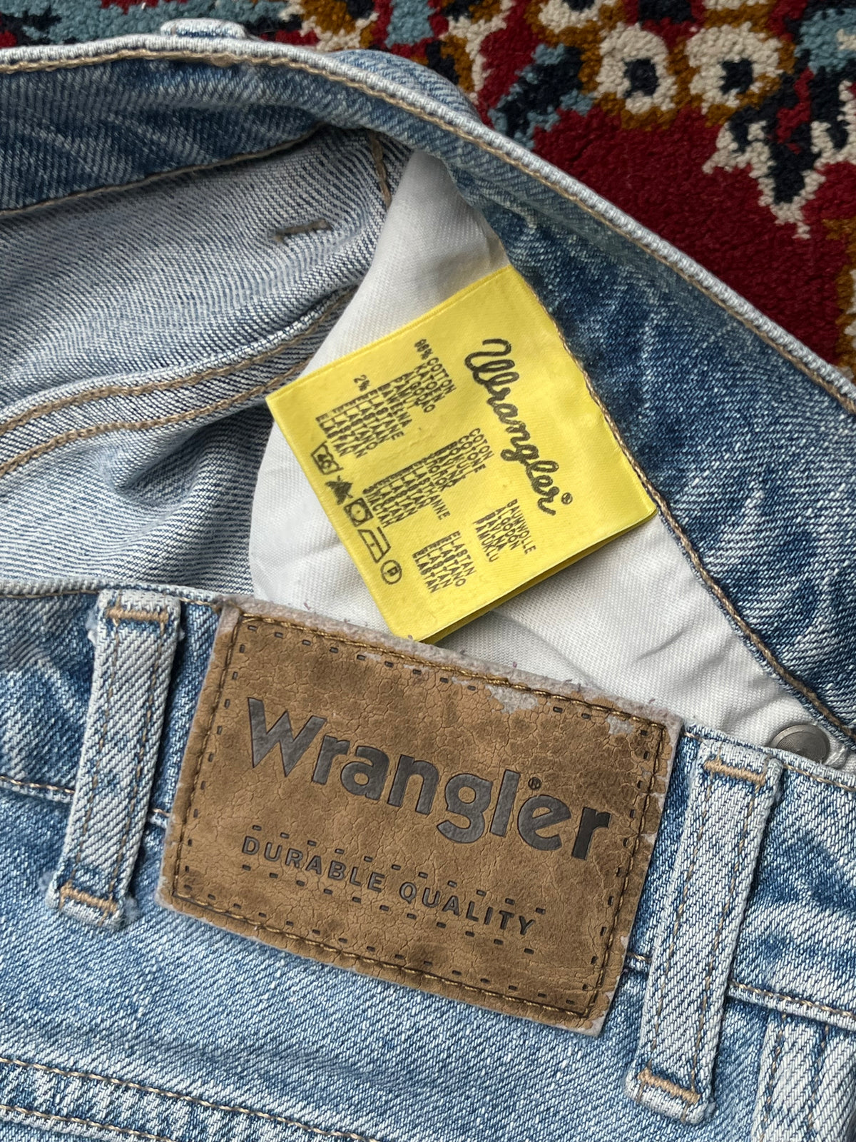 WRANGLER Durable Quality Light Washed Straight Fit JEANS - 32