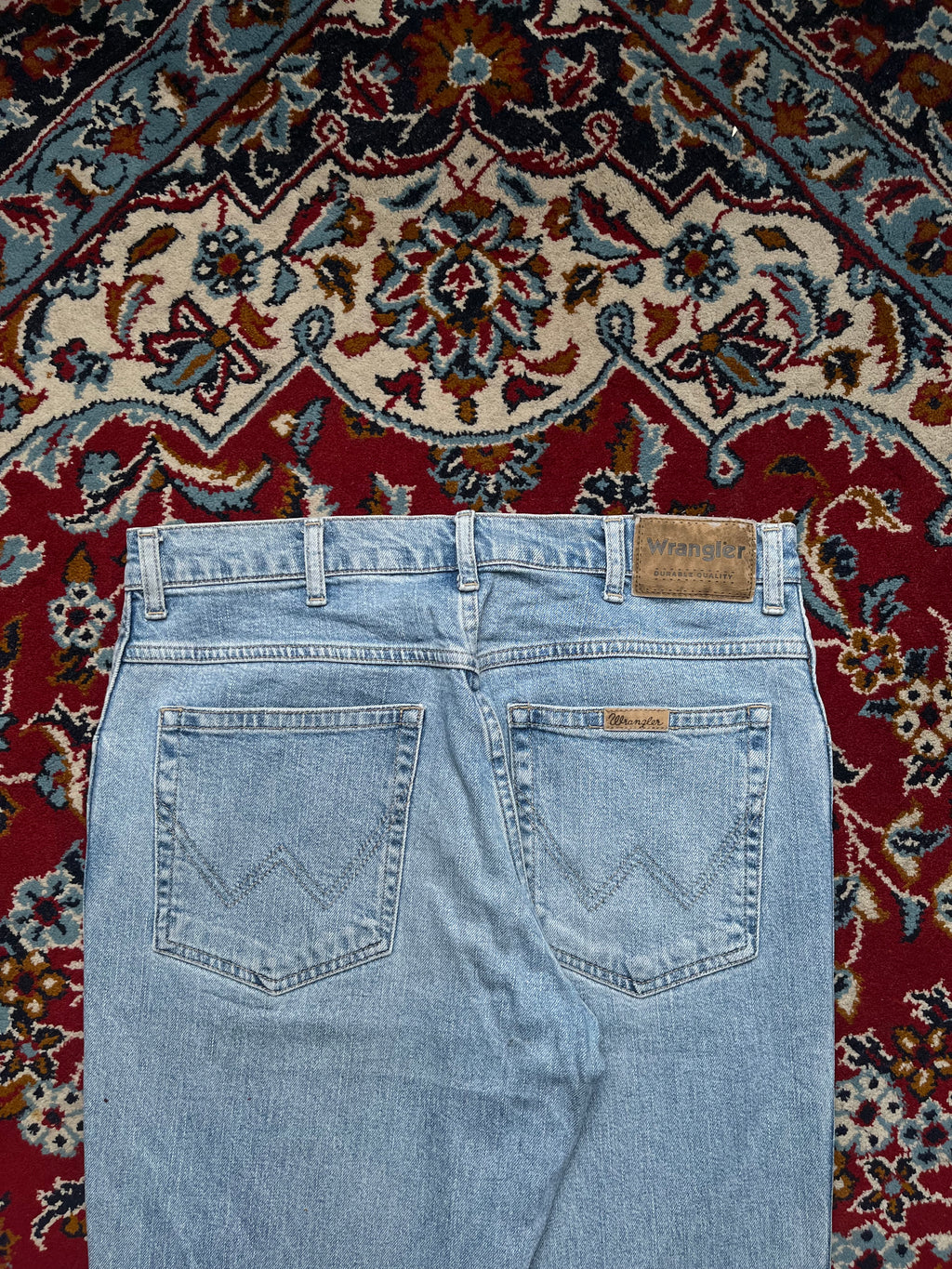 WRANGLER Durable Quality Light Washed Straight Fit JEANS - 32