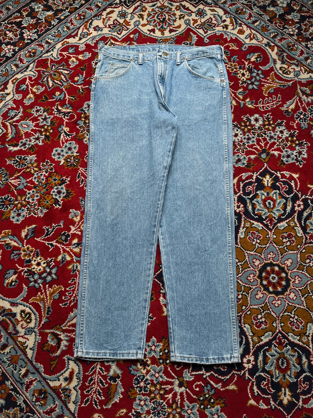 Vintage WRANGLER 97602LB Light Washed Straight Fit JEANS - 34