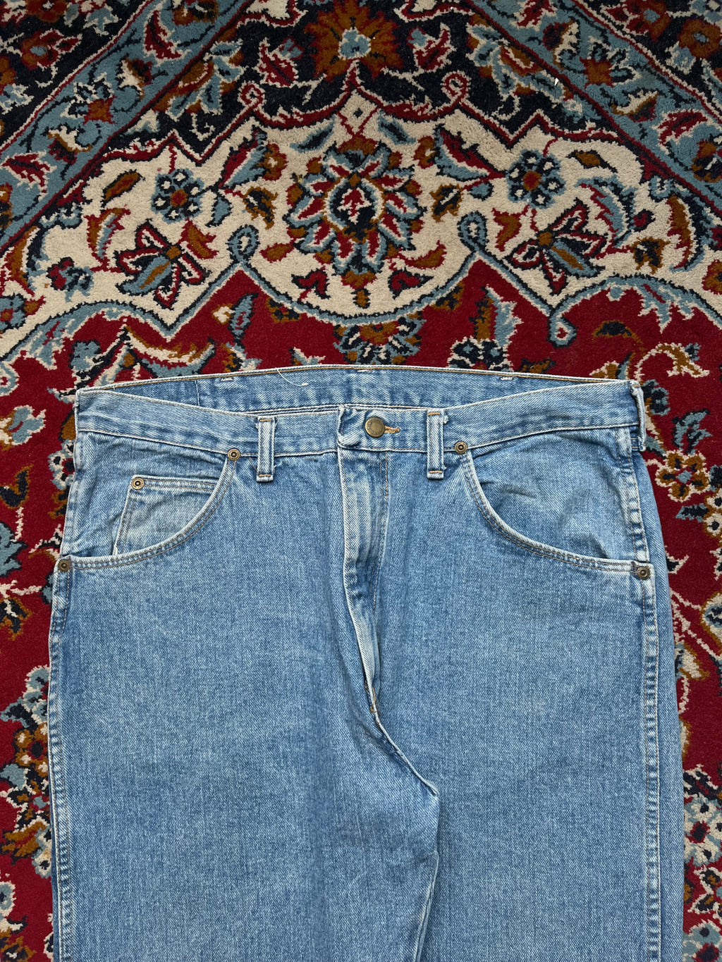 Vintage WRANGLER 97602LB Light Washed Straight Fit JEANS - 34
