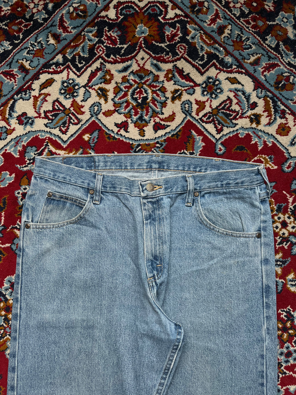 Wrangler Premium Quality Light Washed Straight Fit Jeans - 36