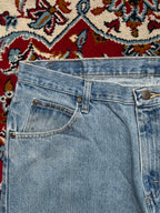 Wrangler Premium Quality Light Washed Straight Fit Jeans - 36
