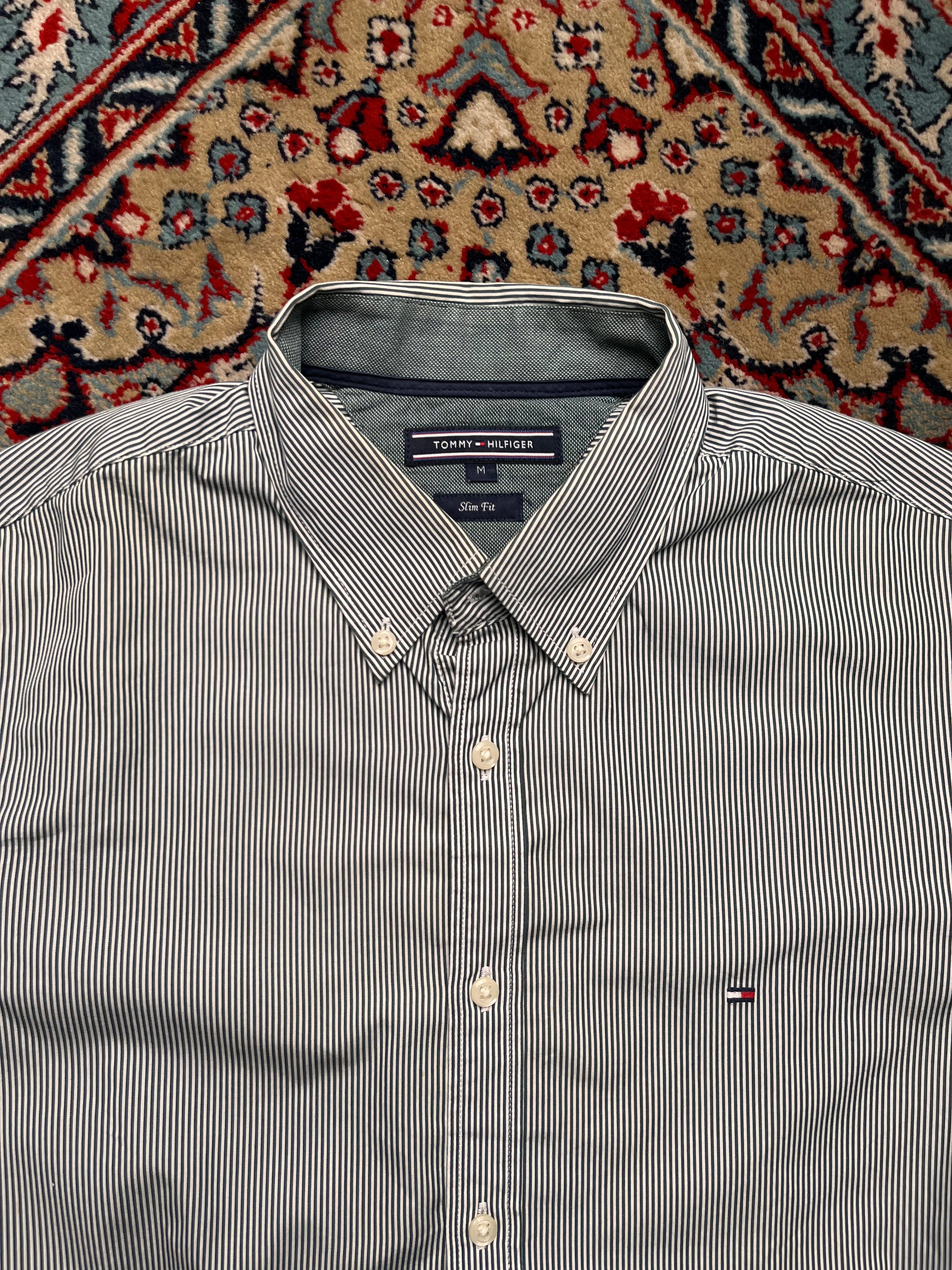 Tommy Hilfiger Slim Fit Vertical Striped Button Down Shirt - L