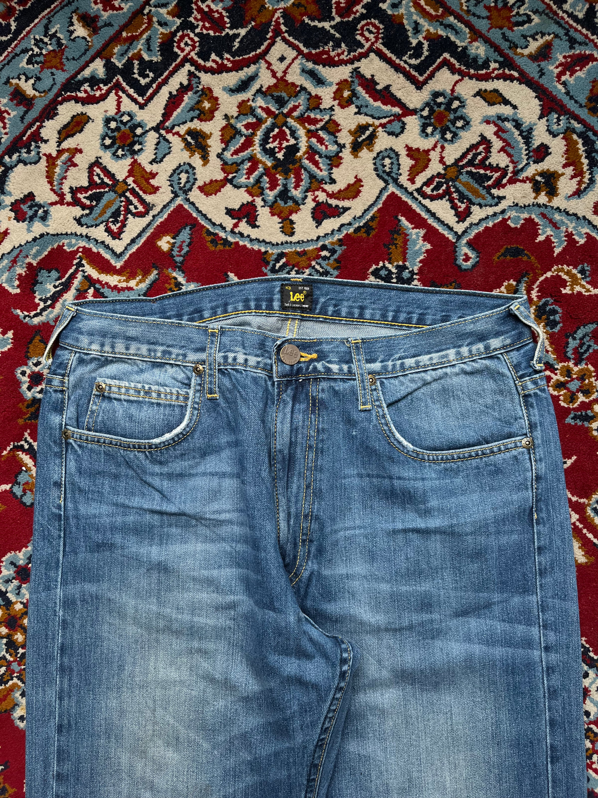 Vintage Lee Medium Washed Straight Fit Jeans - 32