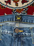 Vintage Lee Medium Washed Straight Fit Jeans - 32