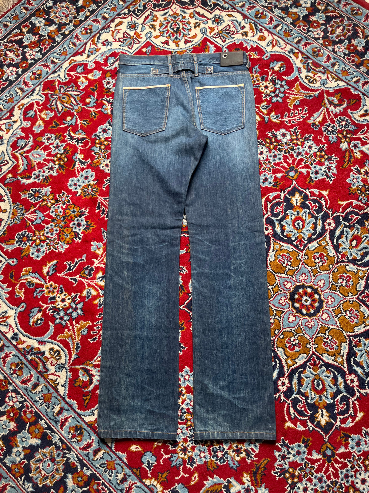 Sicko Nineteen Cinch Back Selvedge Detail Straight Fit Jeans - 32