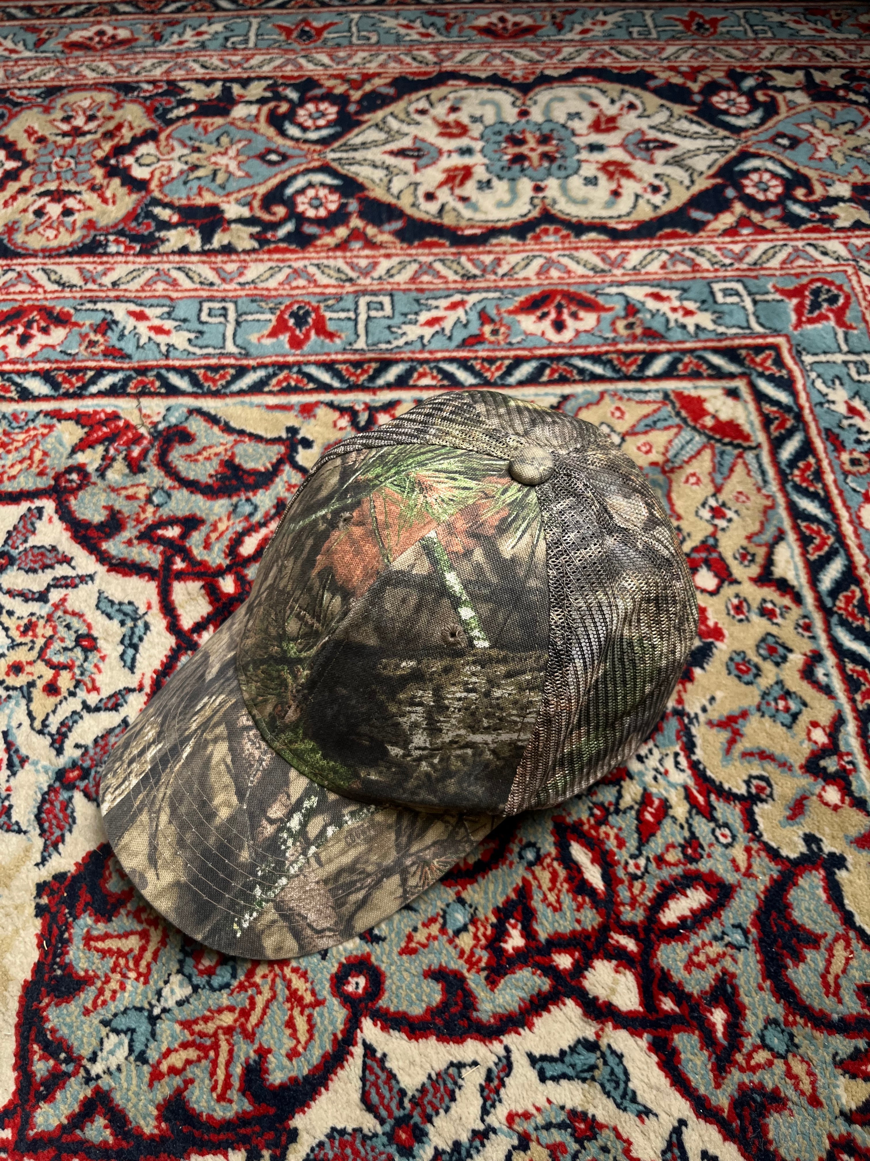 Signature Realtree Camo Mesh Trucker CAP