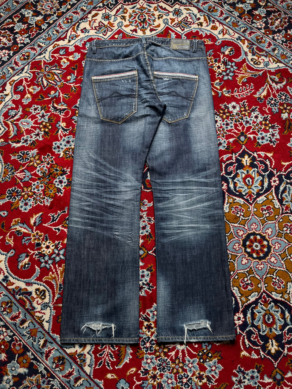 Smog New Yorker Dark Washed Distressed Straight Fit Jeans - 36