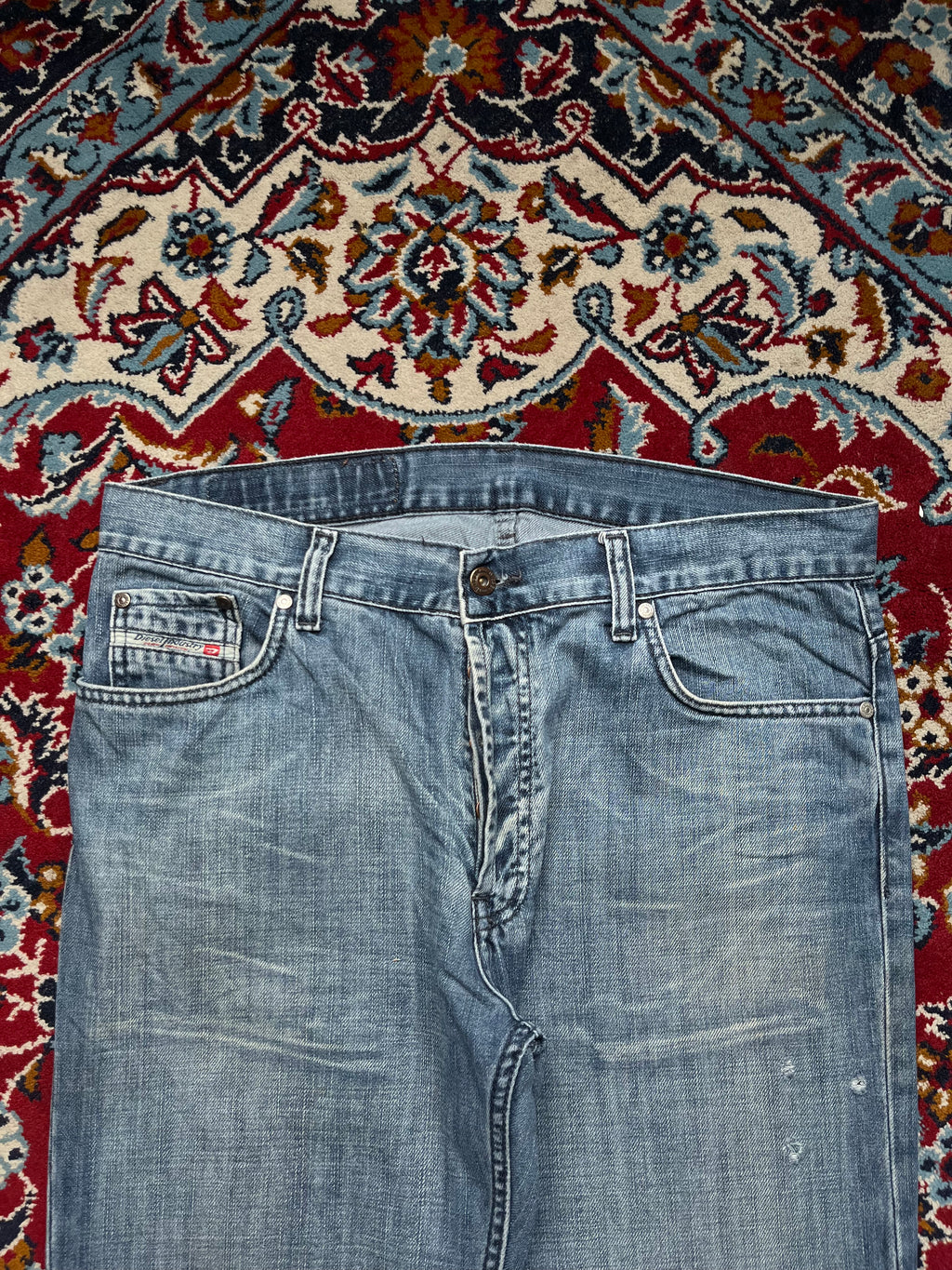 Diesel Industry Medium Washed Faded Relaxed Bootcut Jeans - 34