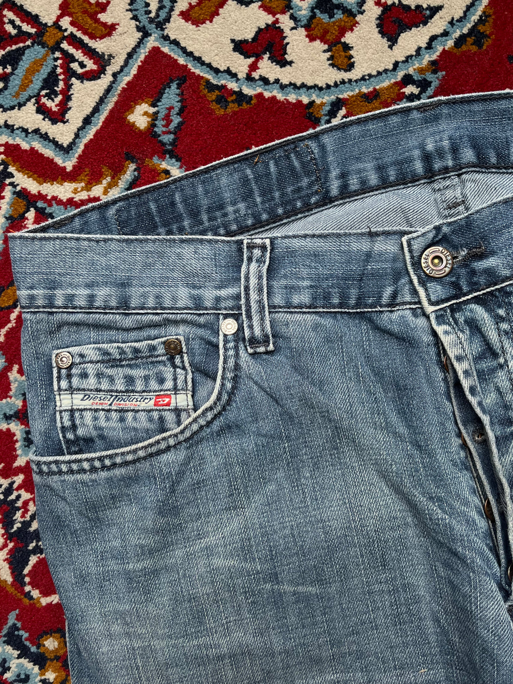 Diesel Industry Medium Washed Faded Relaxed Bootcut Jeans - 34