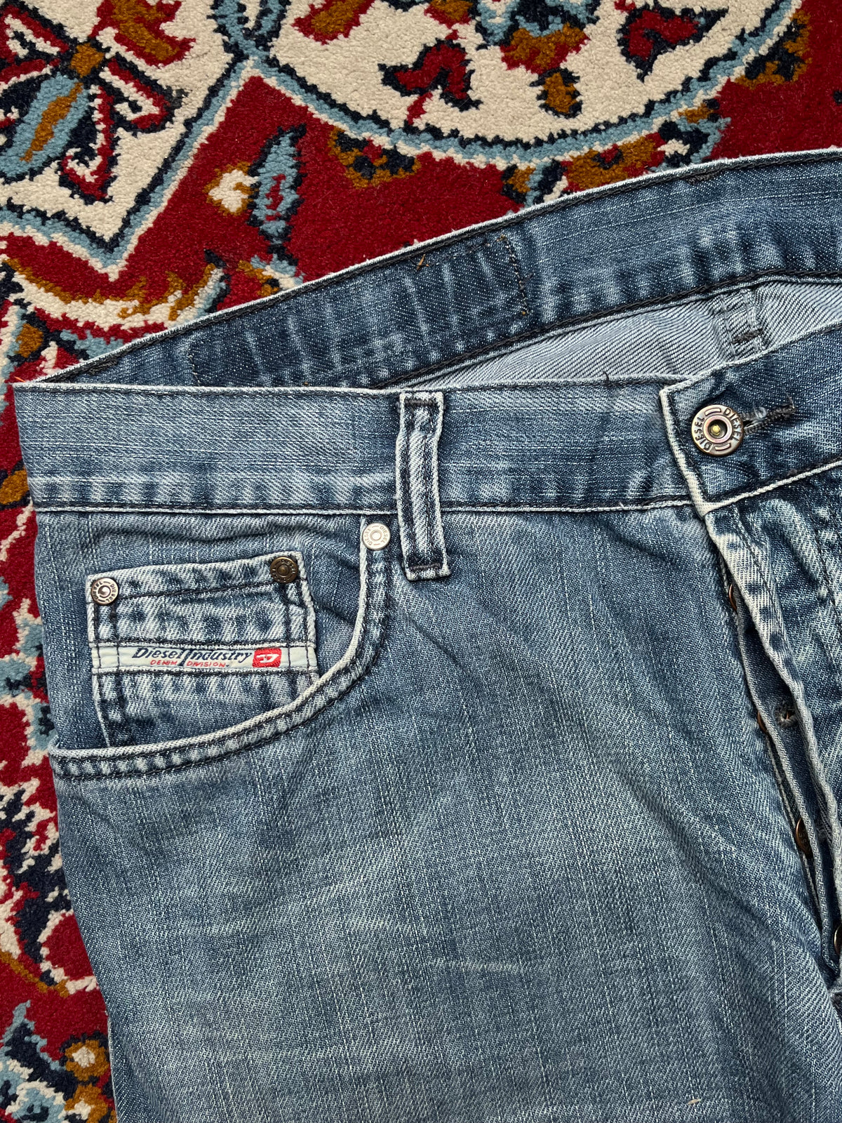 Diesel Industry Medium Washed Faded Relaxed Bootcut Jeans - 34