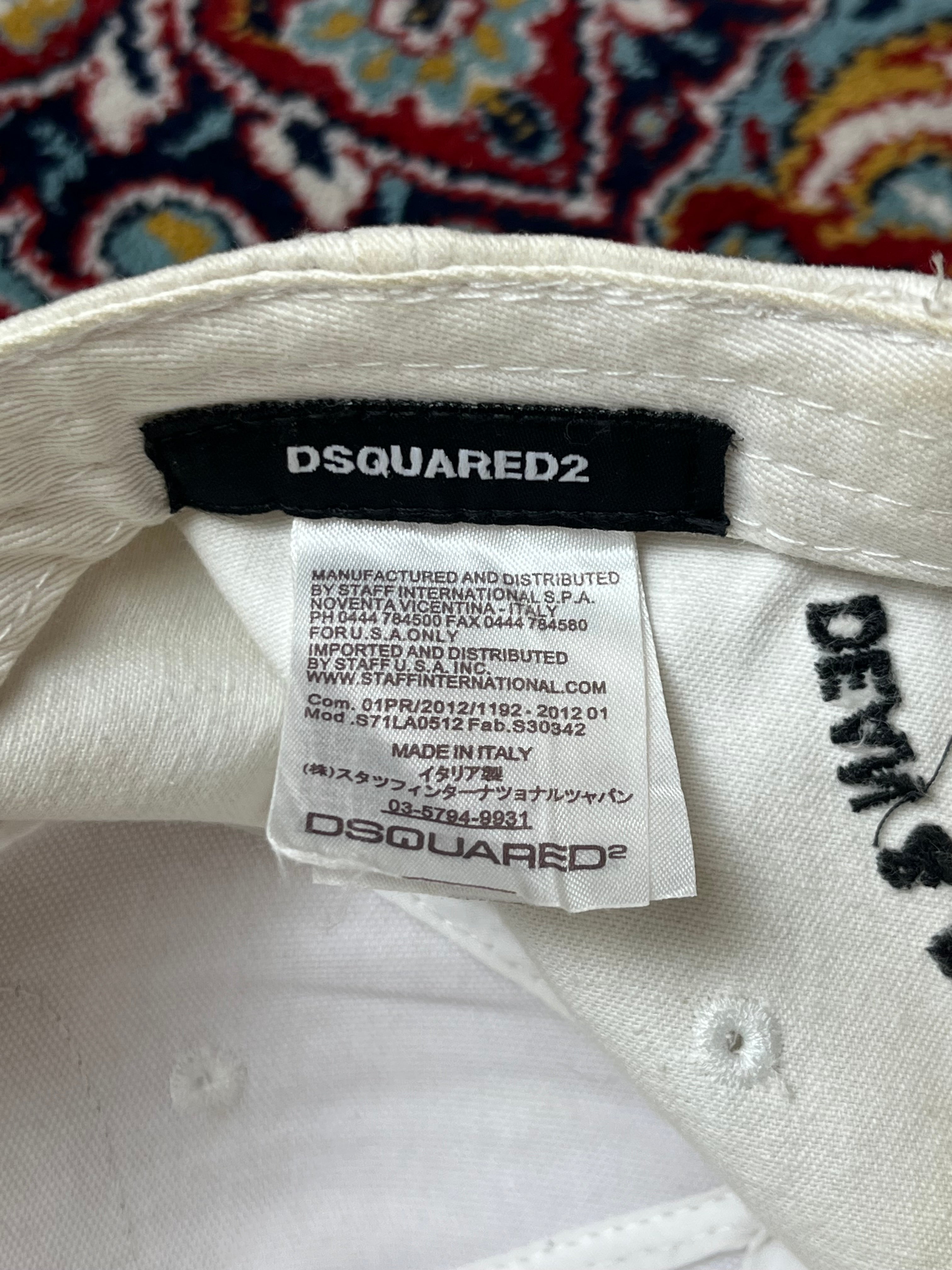 Dsquared2 White Canada Flag Embroidered Distressed Baseball CAP