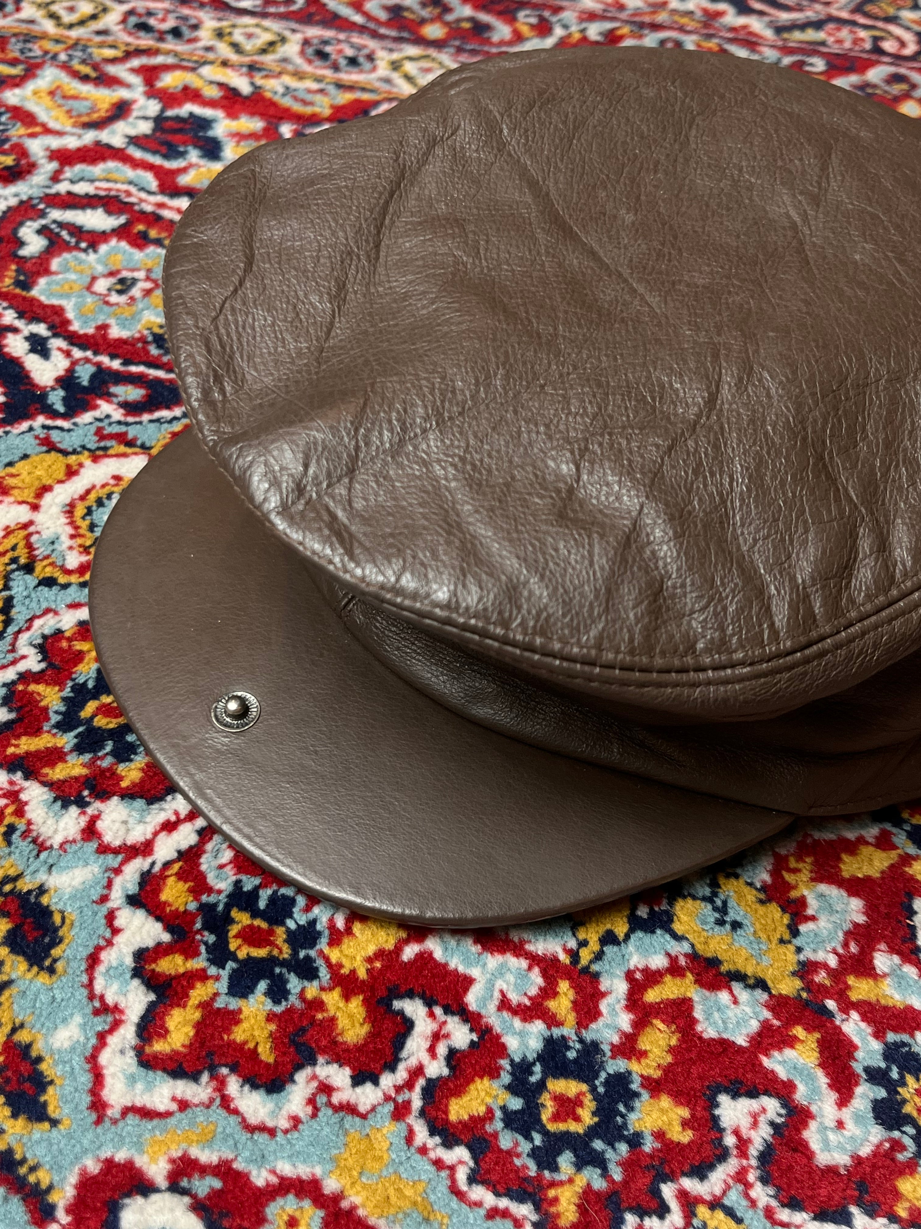 URBAN NATURALISM GIA GENUINE BROWN LEATHER Berret