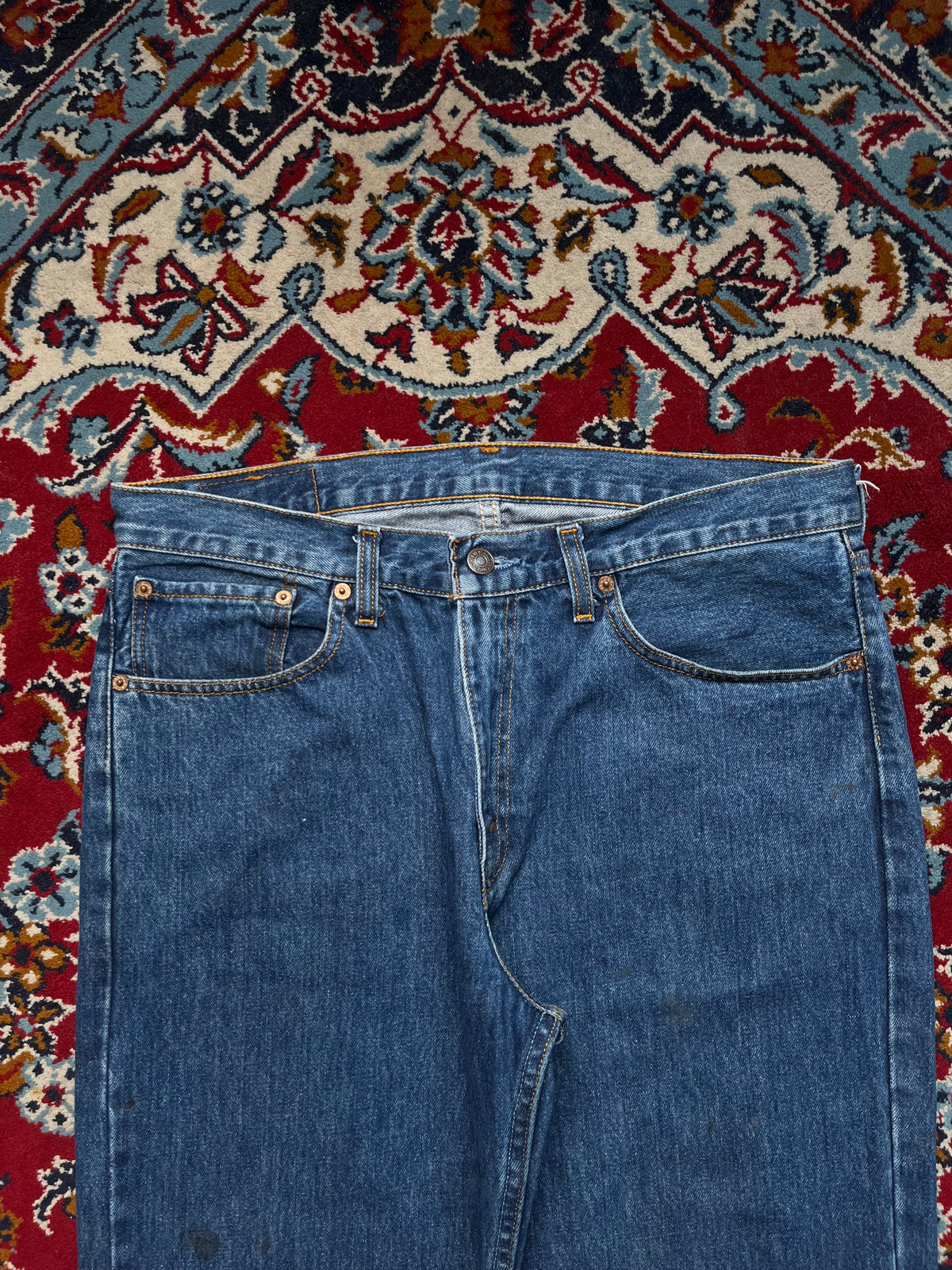 Vintage Levi’s 751 Standard Straight Fit Medium Washed JEANS - 34