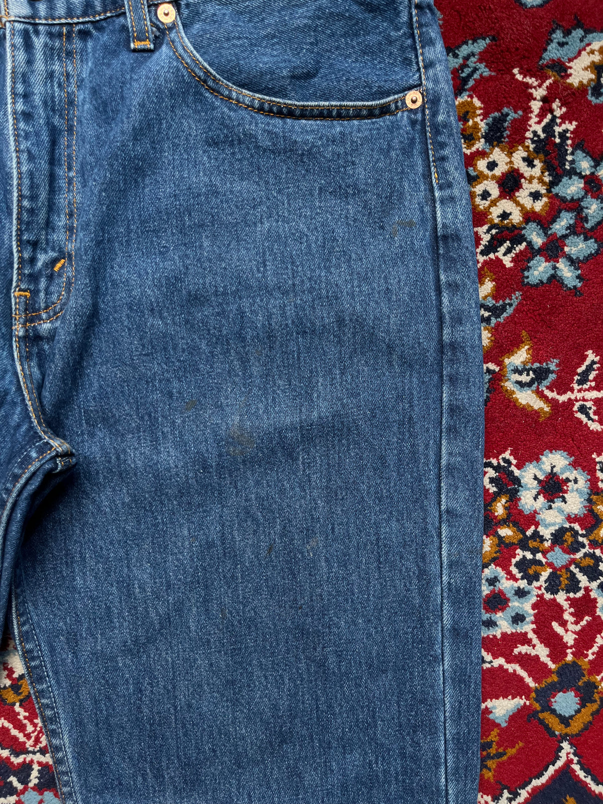 Vintage Levi’s 751 Standard Straight Fit Medium Washed JEANS - 34