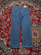 Vintage Levi’s 751 Standard Straight Fit Medium Washed JEANS - 34