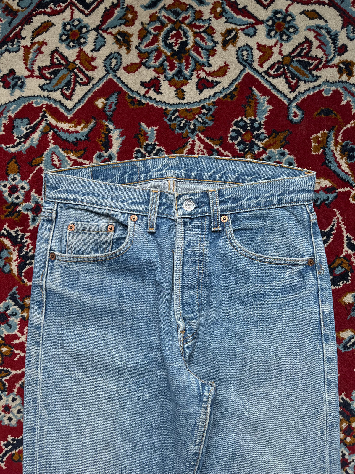 Vintage Levi's 501 Straight Fit Washed JEANS - 28
