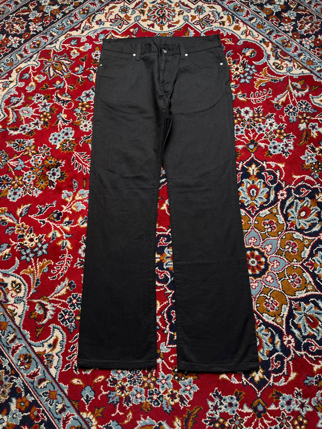 Devred 1902 Solid Black Relaxed Bootcut JEANS - 34