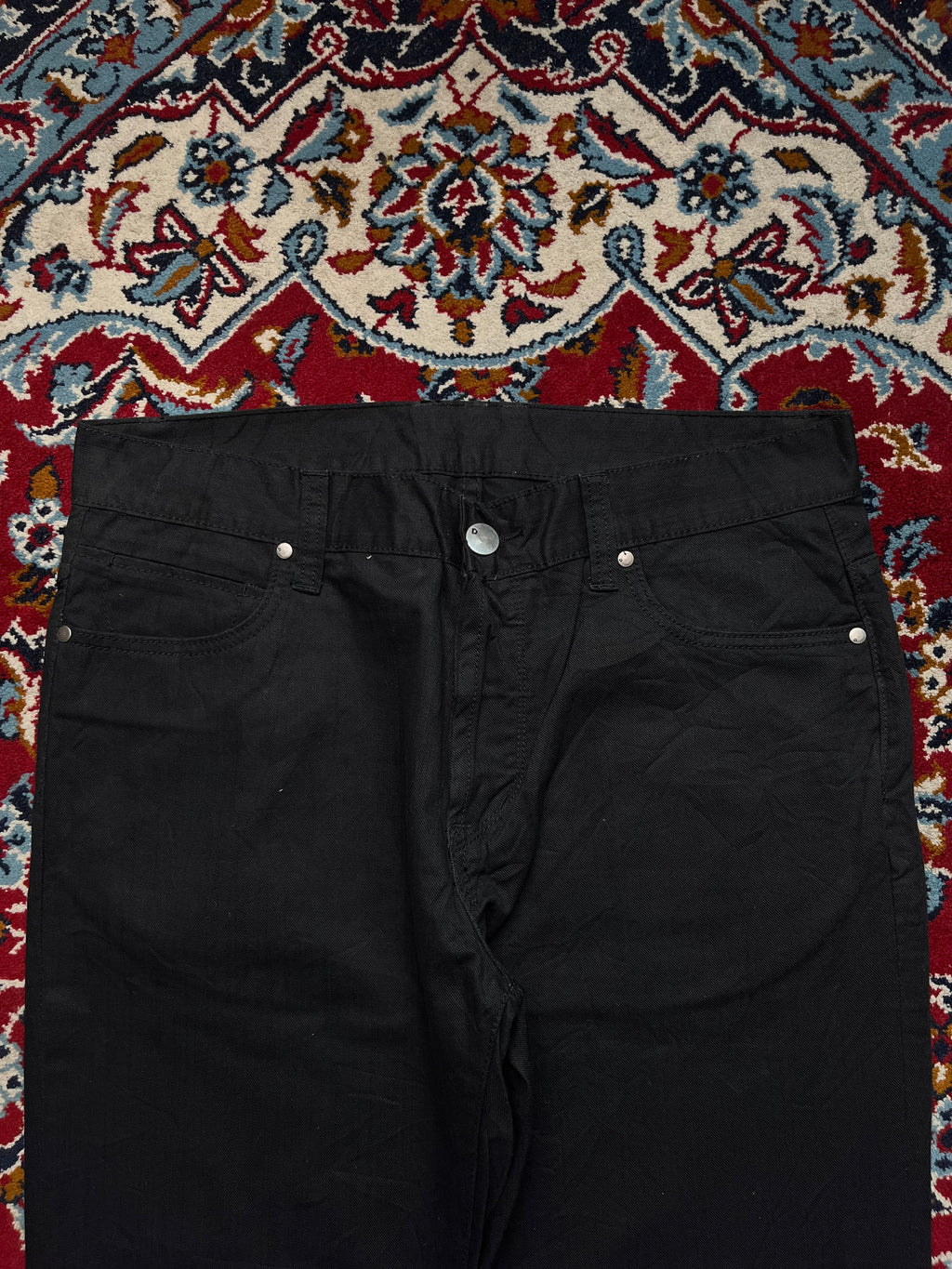 Devred 1902 Solid Black Relaxed Bootcut JEANS - 34