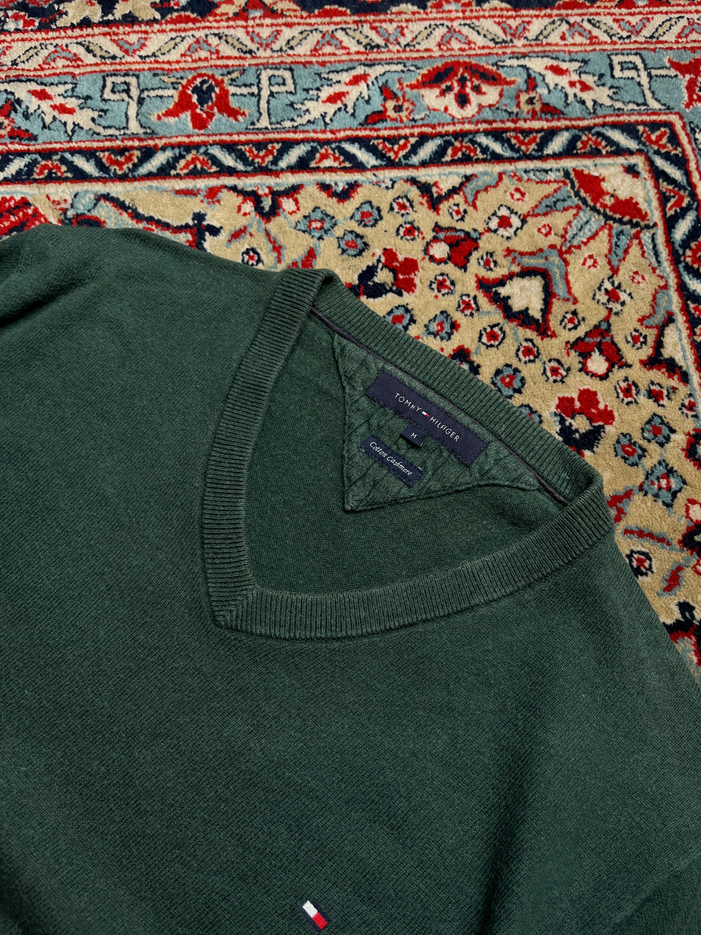 Tommy Hilfiger Forest Green Cotton Cashmere Blend V-Neck Knit Sweater - L