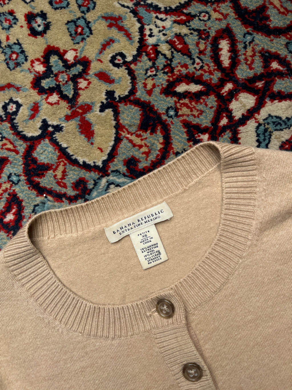 Banana Republic Extra Fine Merino Wool Beige Button-Front Cardigan - S