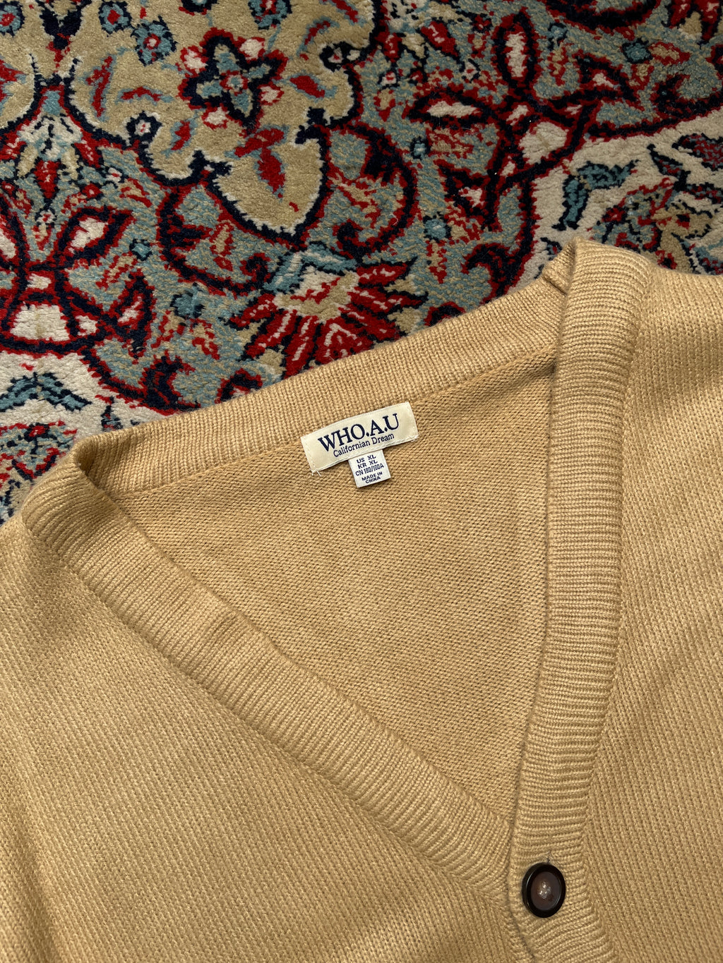 WHO.A.U Californian Dream Beige Steve Bear Embroidered Button Front Knit Cardigan - L