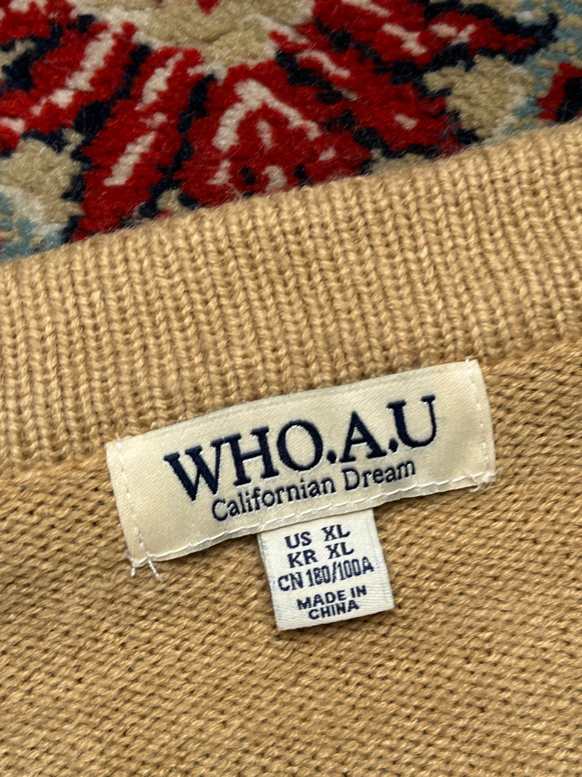 WHO.A.U Californian Dream Beige Steve Bear Embroidered Button Front Knit Cardigan - L