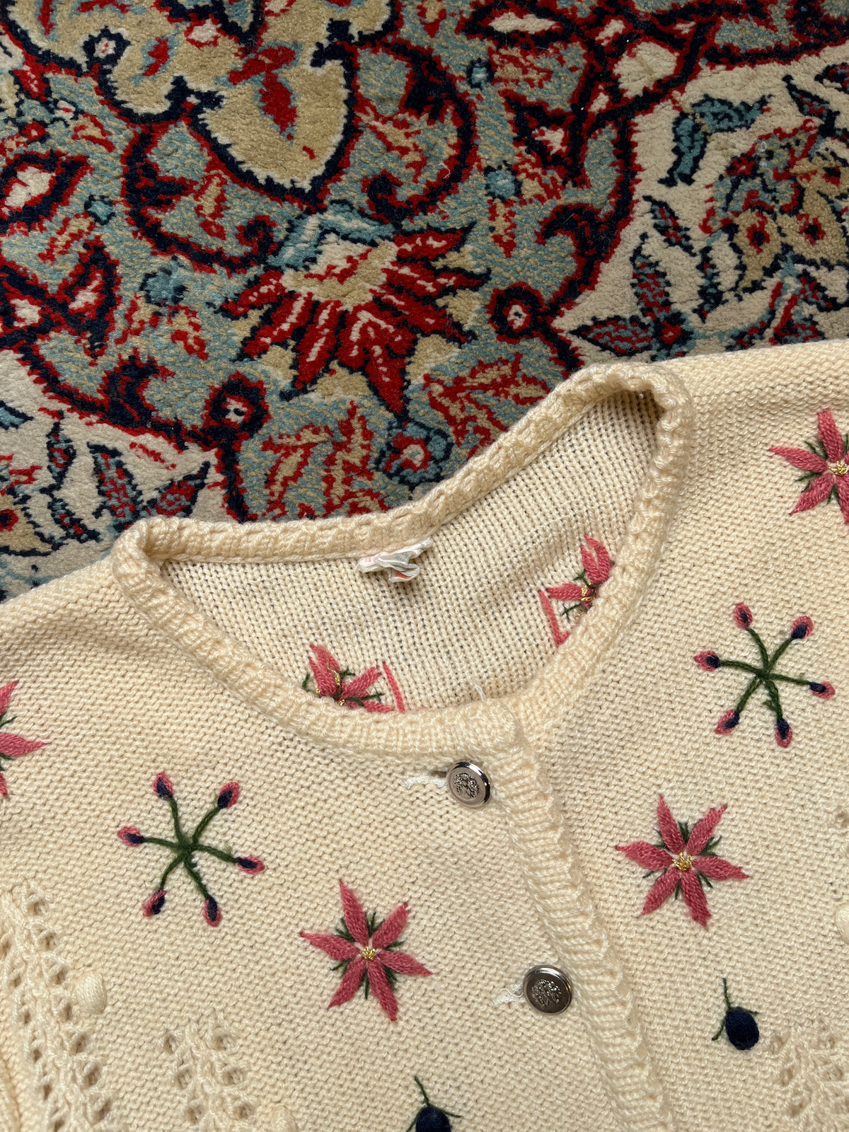 Vintage Women Cream Floral Embroidered Pointelle Knit Cardigan - M