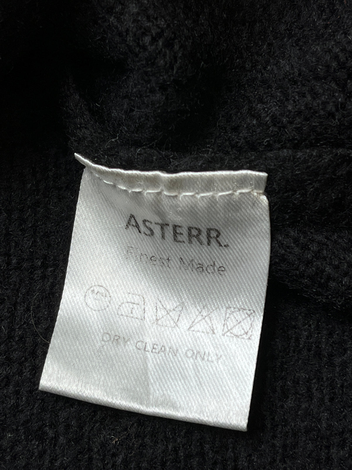 Asterr Outfitters Black Knit Crewneck Sweater - M