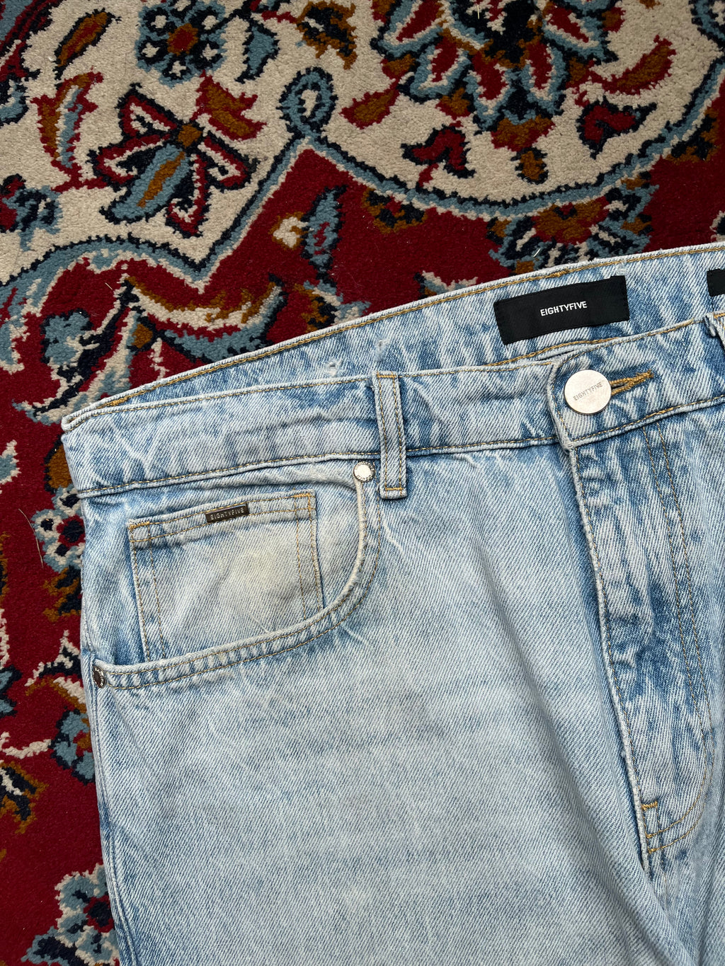 EIGHTYFIVE Baggy Fit Light Washed JEANS - 34